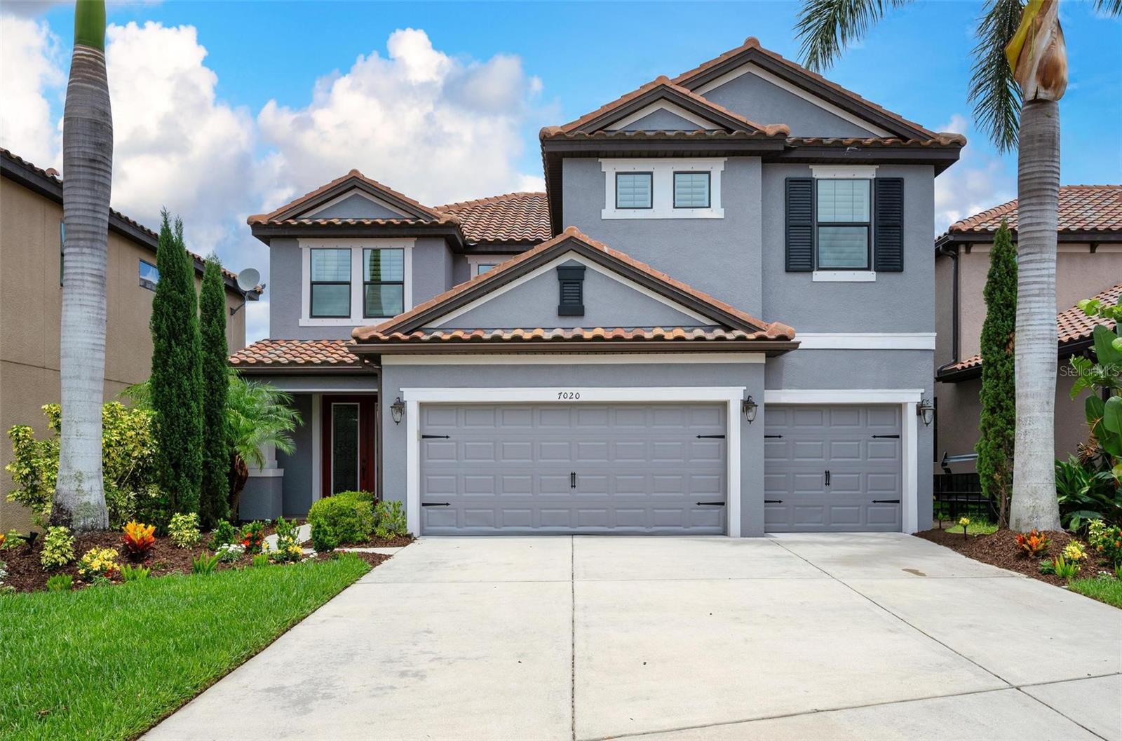 7020 ISLAND QUEEN COURT