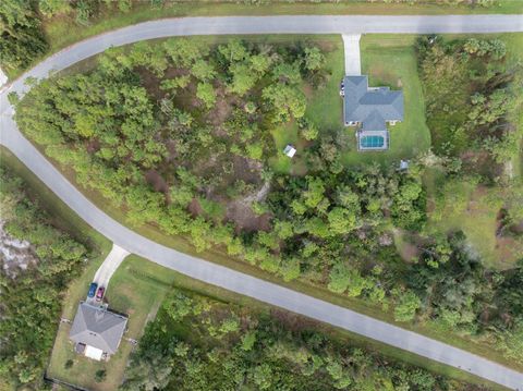 A home in NORTH PORT