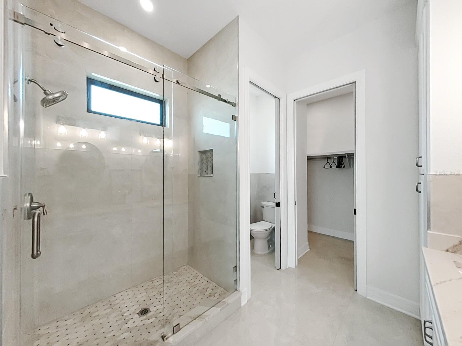 BAY POINT ESTATES 2ND ADD - Residential Lease