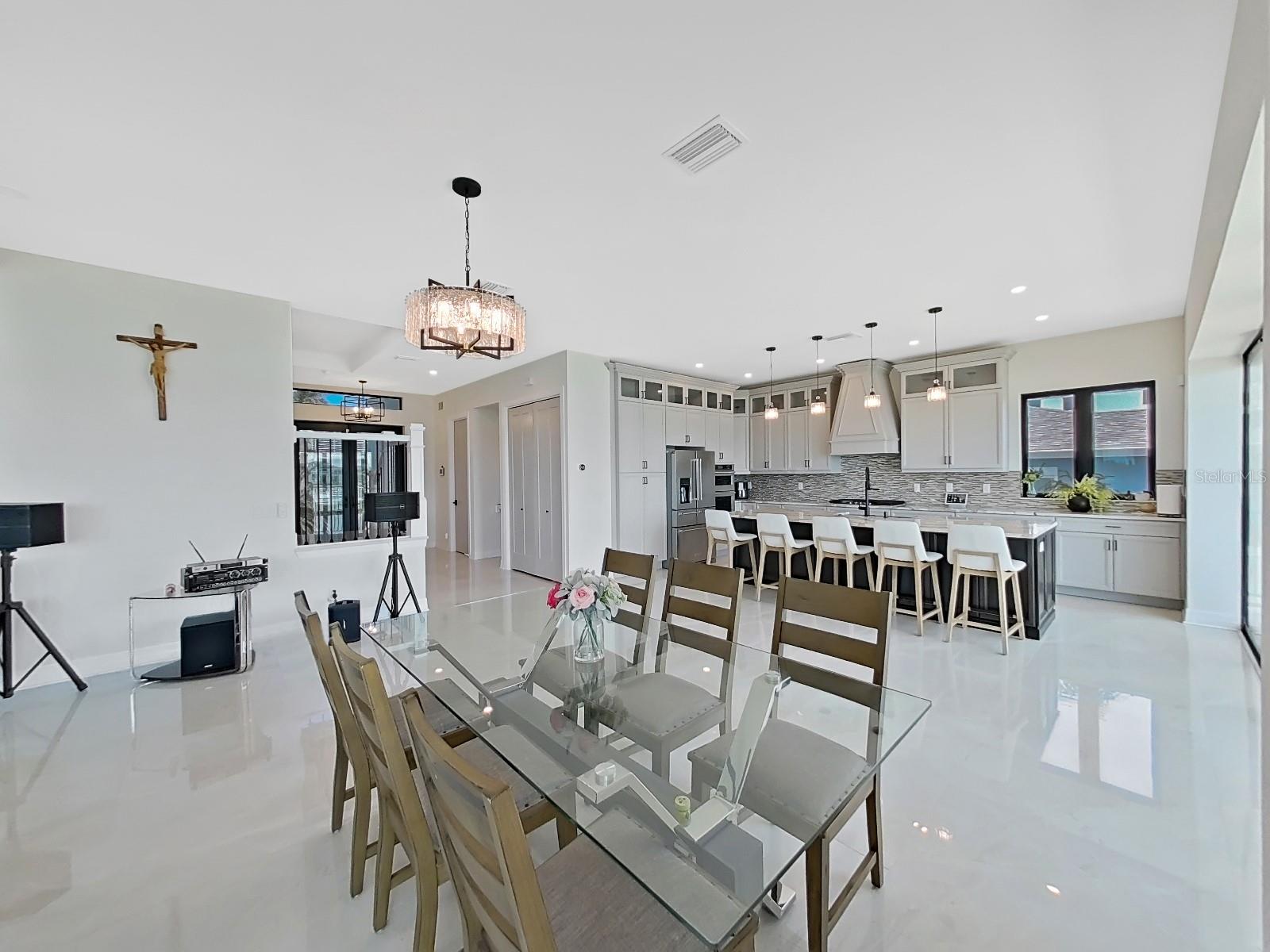 BAY POINT ESTATES 2ND ADD - Residential Lease