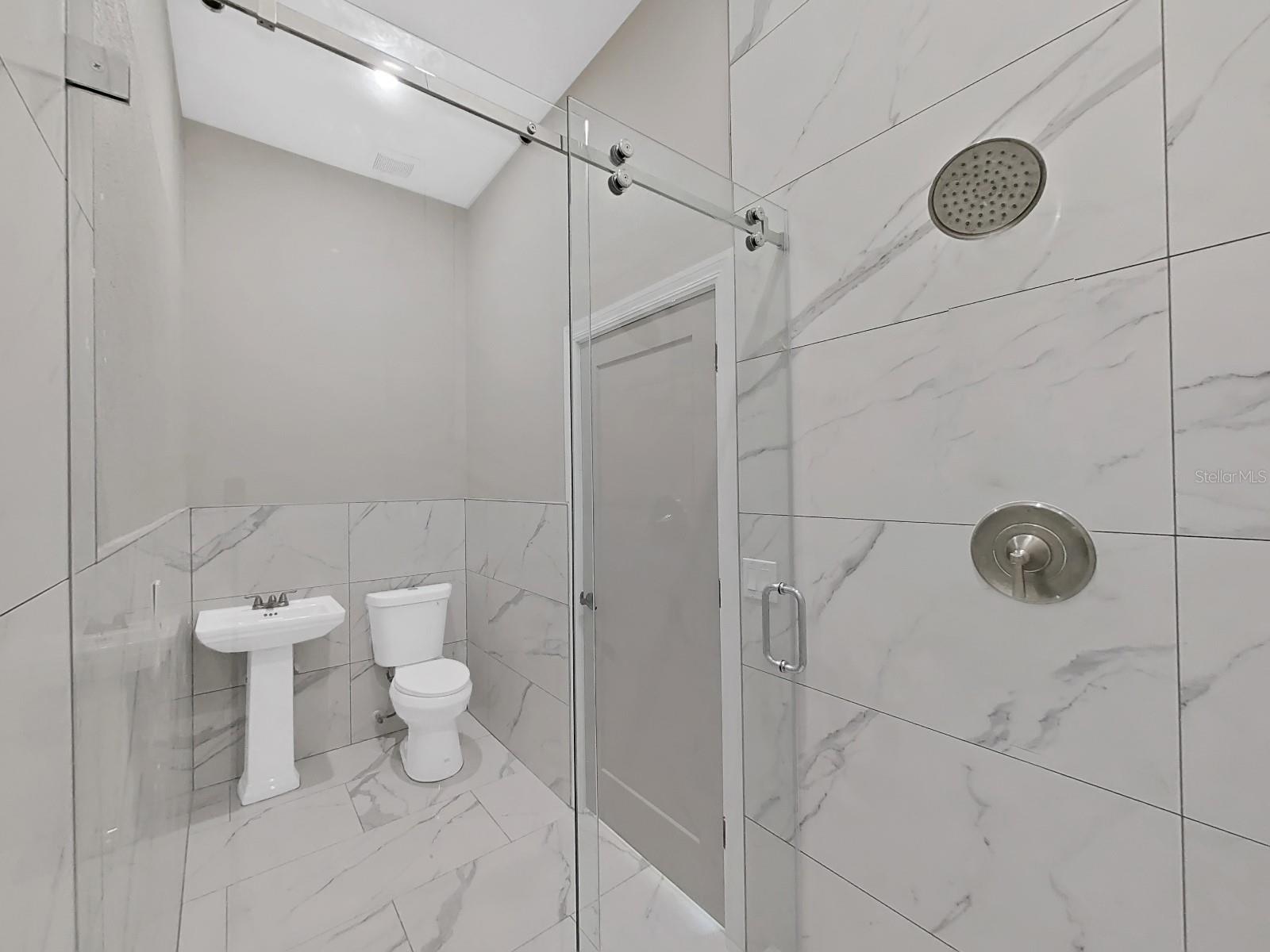 BAY POINT ESTATES 2ND ADD - Residential Lease