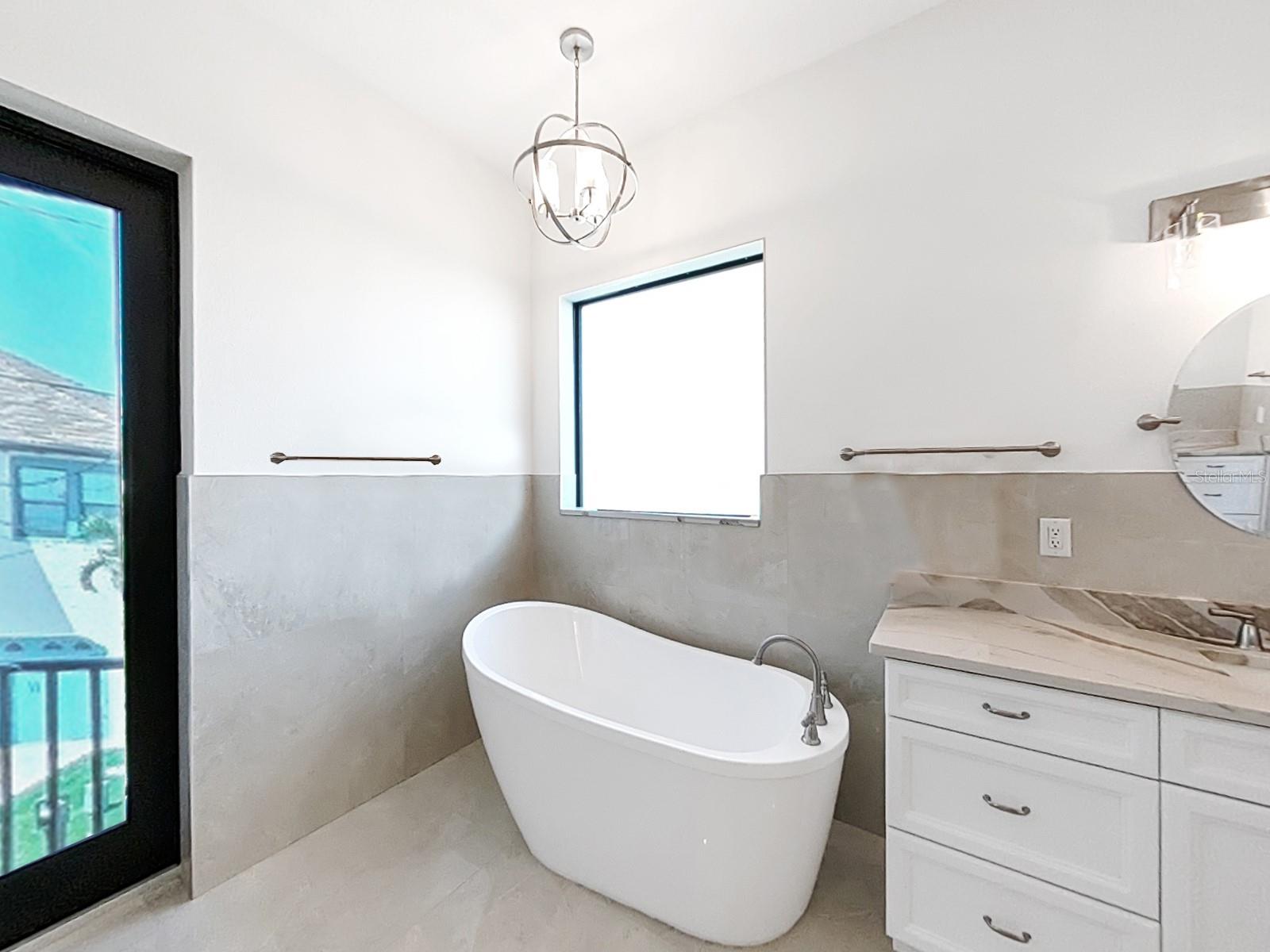 BAY POINT ESTATES 2ND ADD - Residential Lease