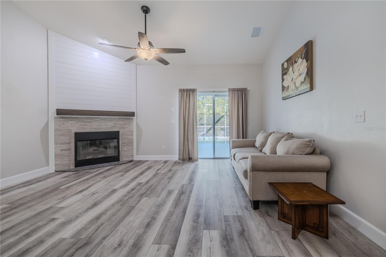 5424 FREDERICK LAKE DRIVE