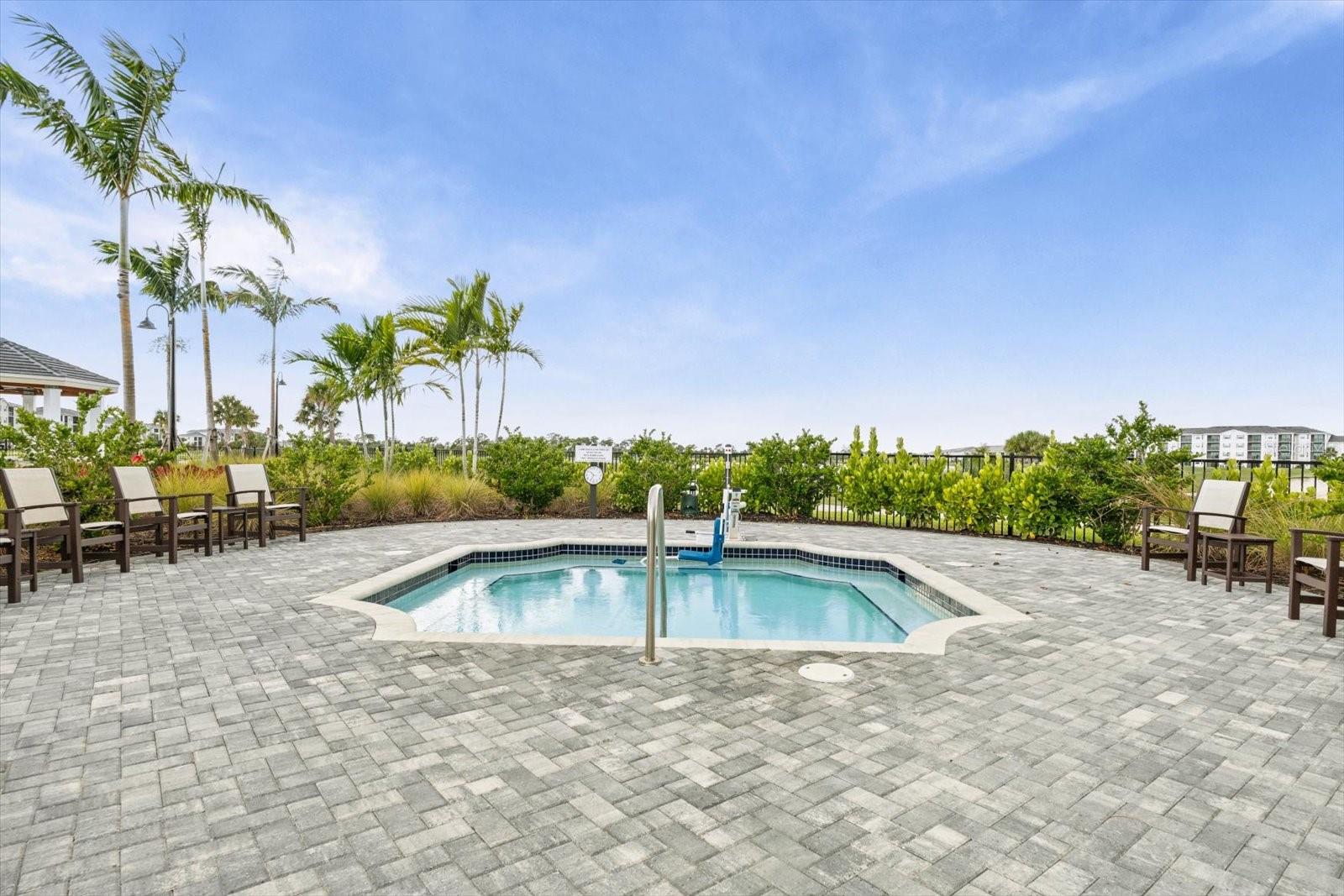 WELLEN PARK GOLF AND COUNTRY CLUB - Residential Lease