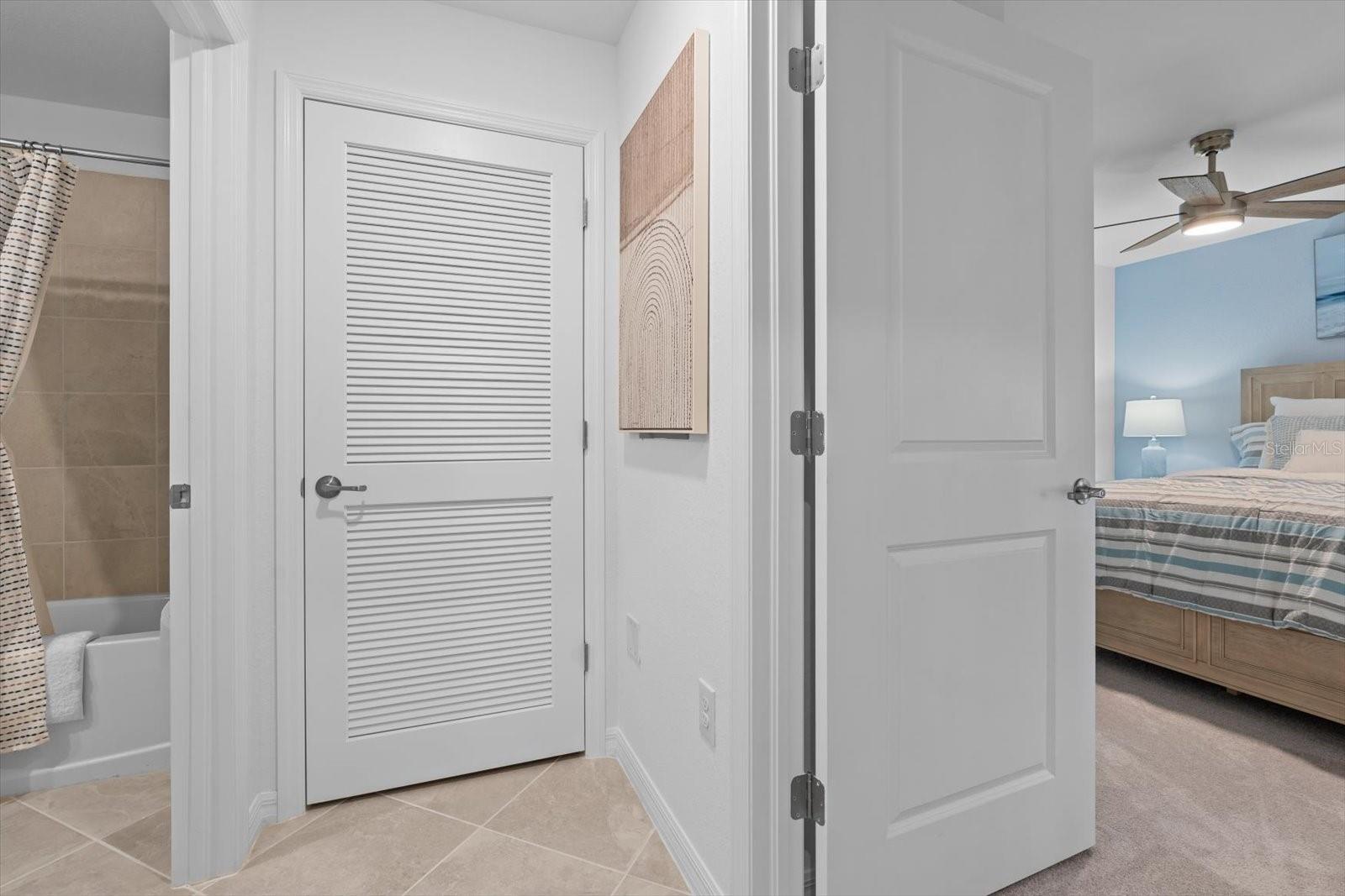WELLEN PARK GOLF AND COUNTRY CLUB - Residential Lease