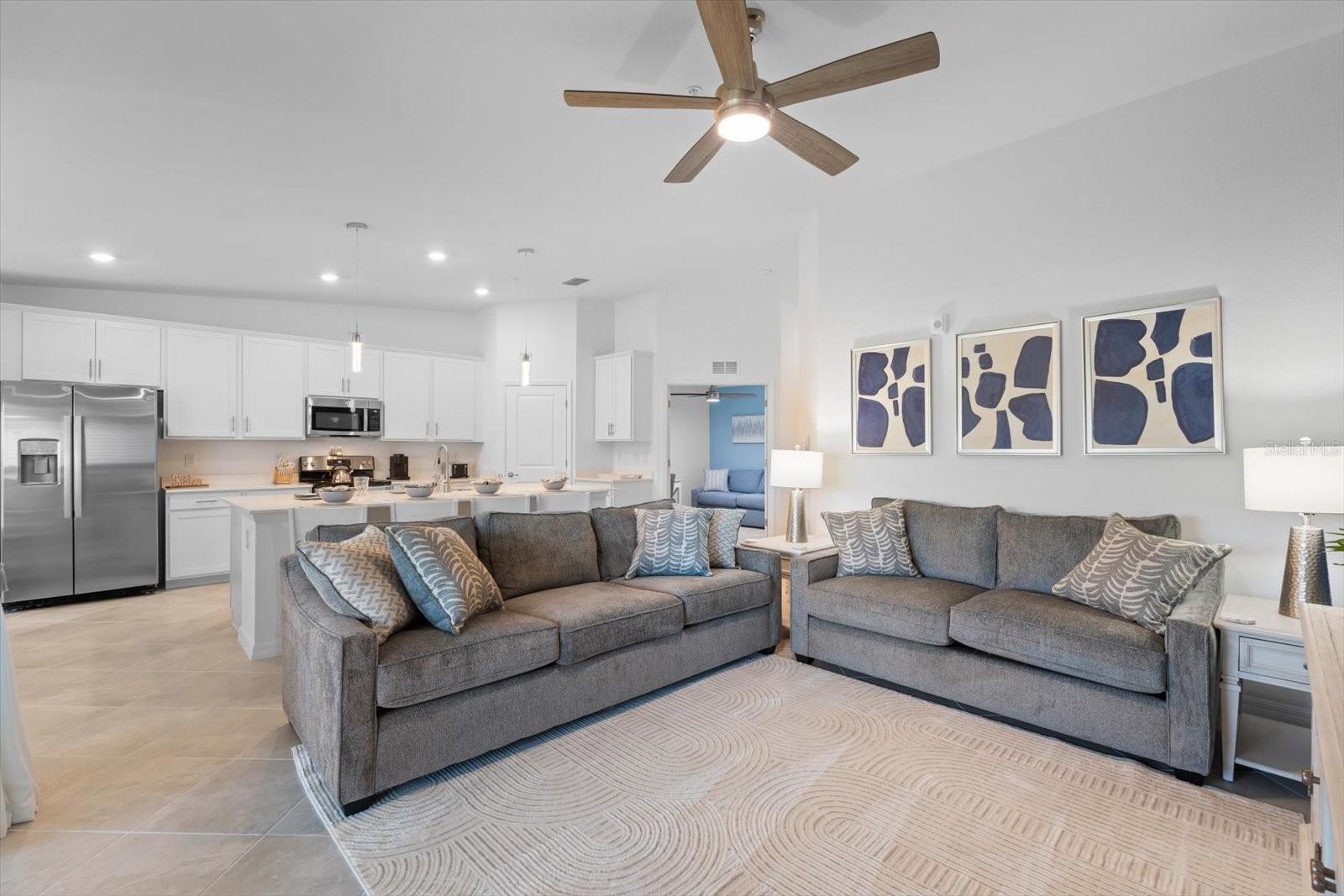 WELLEN PARK GOLF AND COUNTRY CLUB - Residential Lease