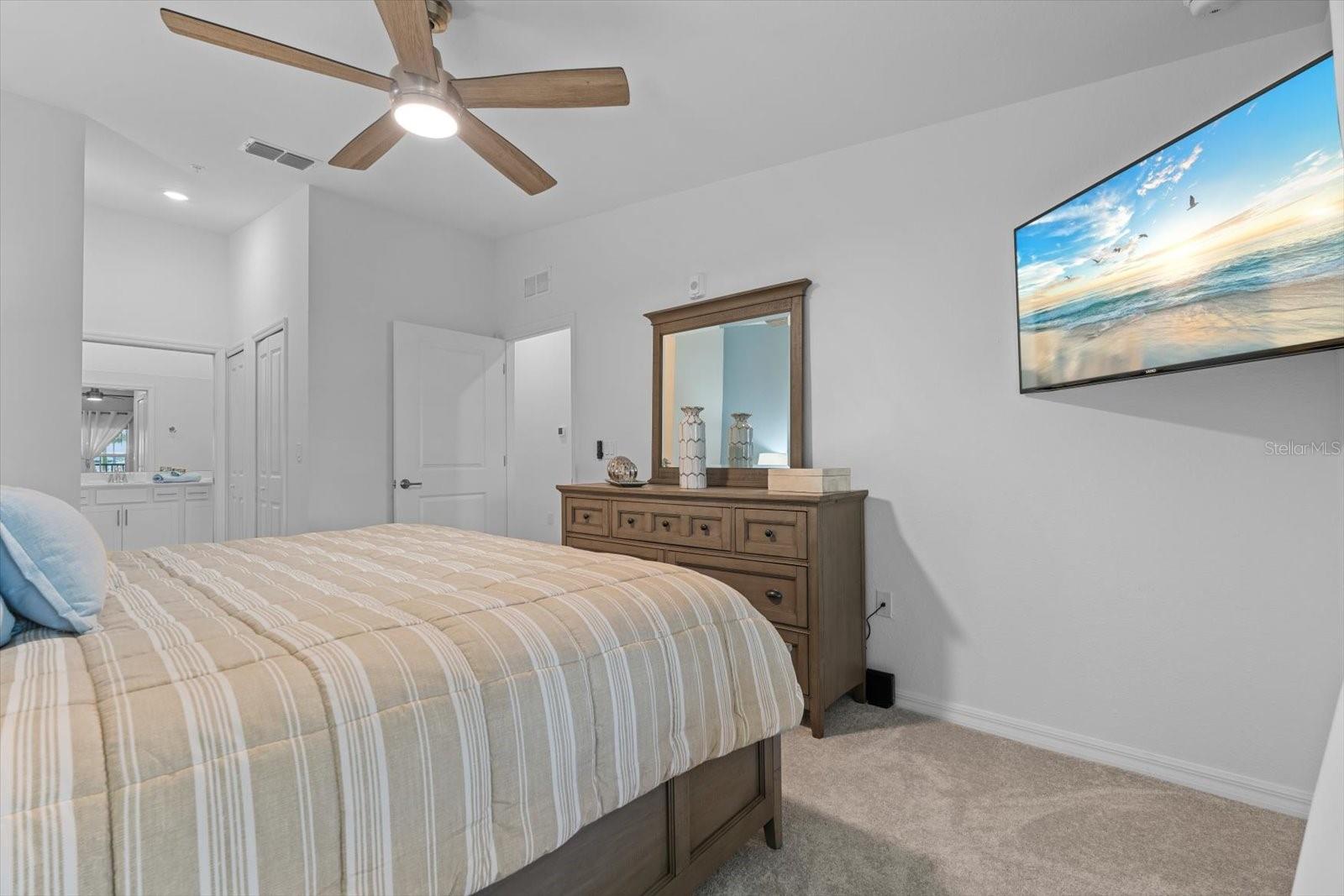 WELLEN PARK GOLF AND COUNTRY CLUB - Residential Lease