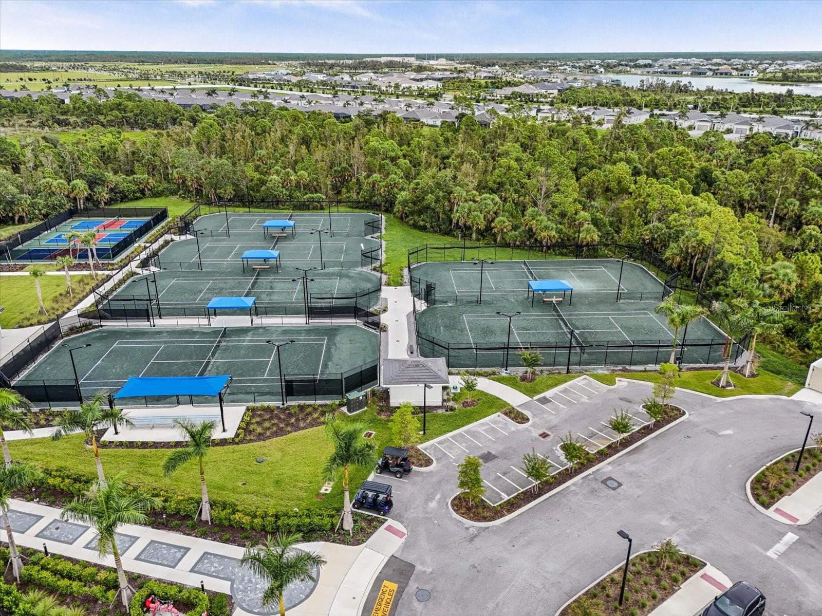 WELLEN PARK GOLF AND COUNTRY CLUB - Residential Lease