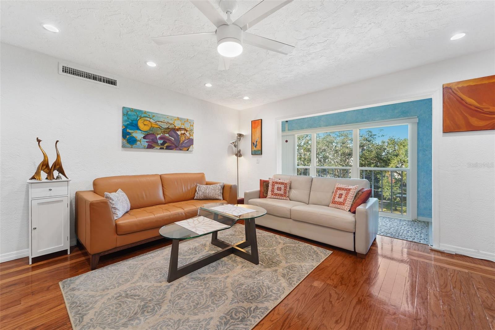 RACQUET CLUB NORTHEAST CONDO THE - Residential