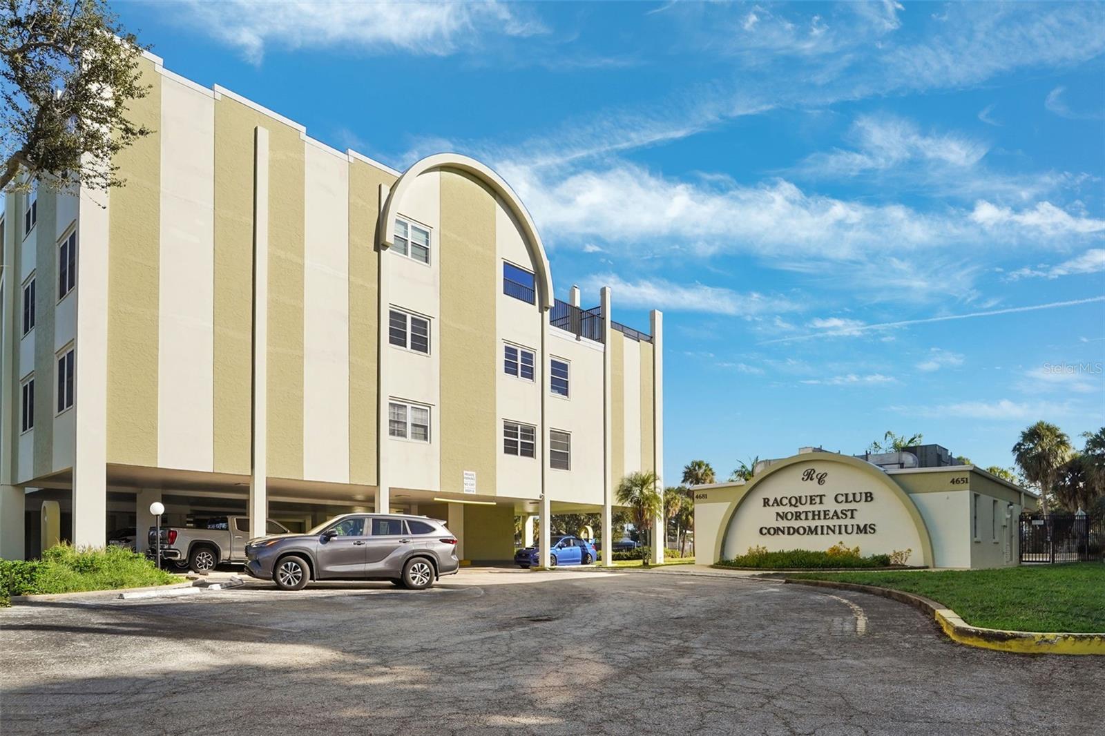 RACQUET CLUB NORTHEAST CONDO THE - Residential