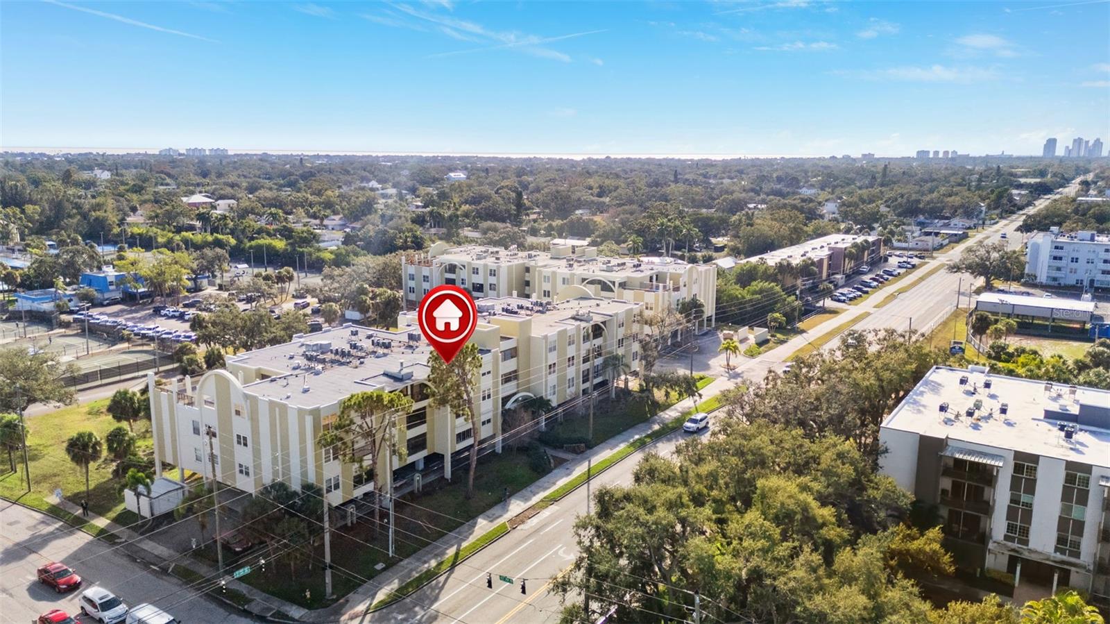 RACQUET CLUB NORTHEAST CONDO THE - Residential