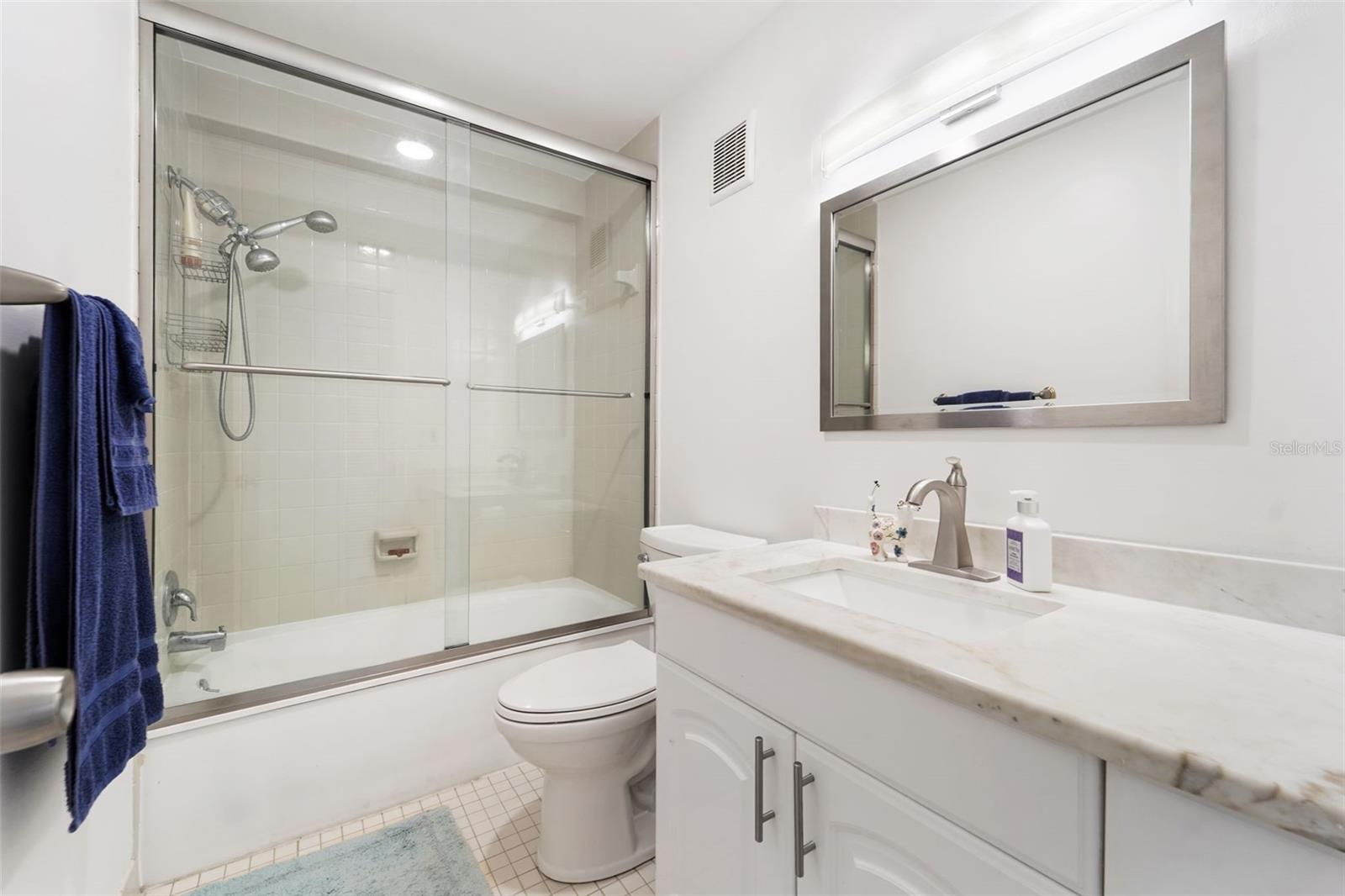 RACQUET CLUB NORTHEAST CONDO THE - Residential