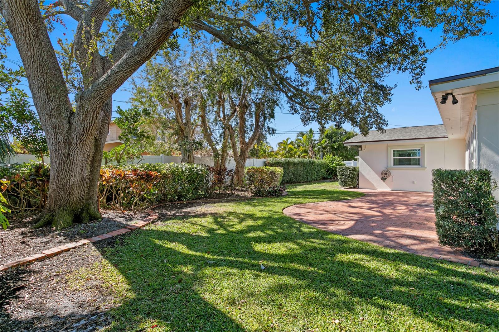 NORTH EAST PARK SHORES 1ST ADD - Residential