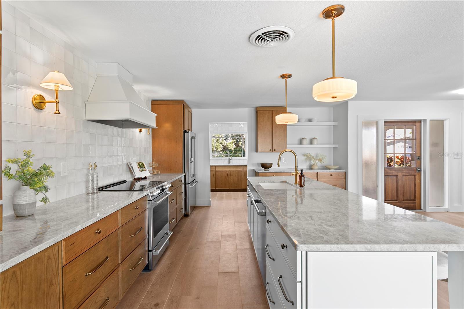 NORTH EAST PARK SHORES 1ST ADD - Residential