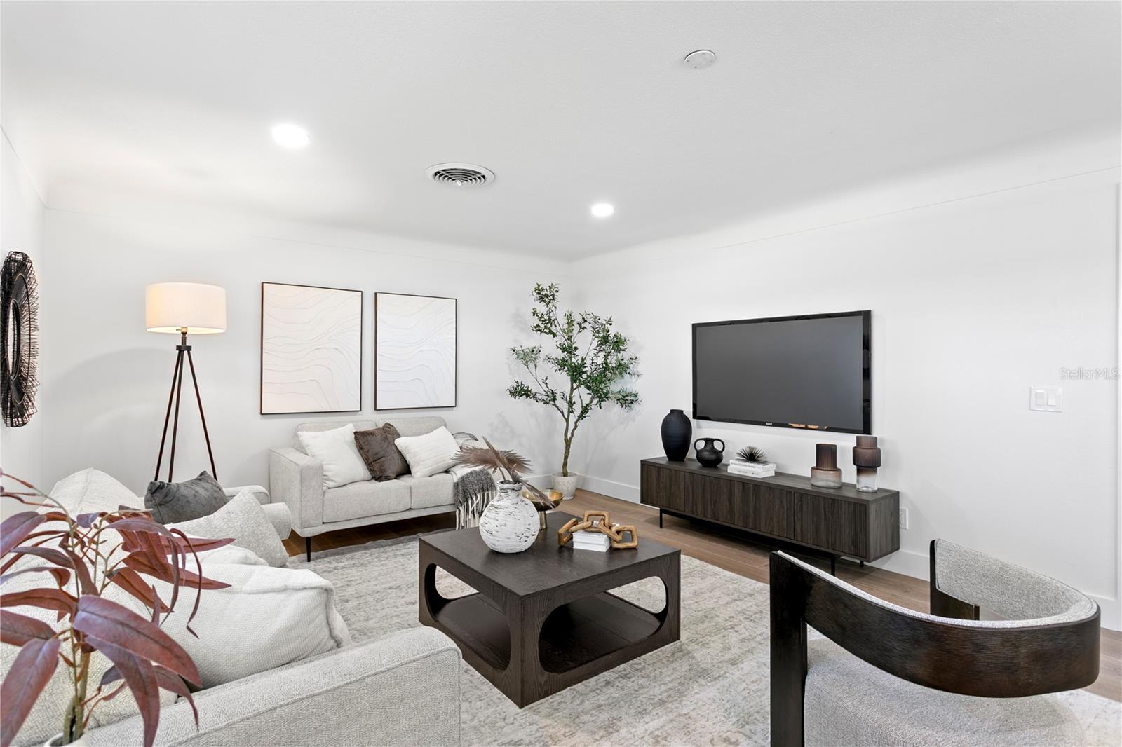 NORTH EAST PARK SHORES 1ST ADD - Residential