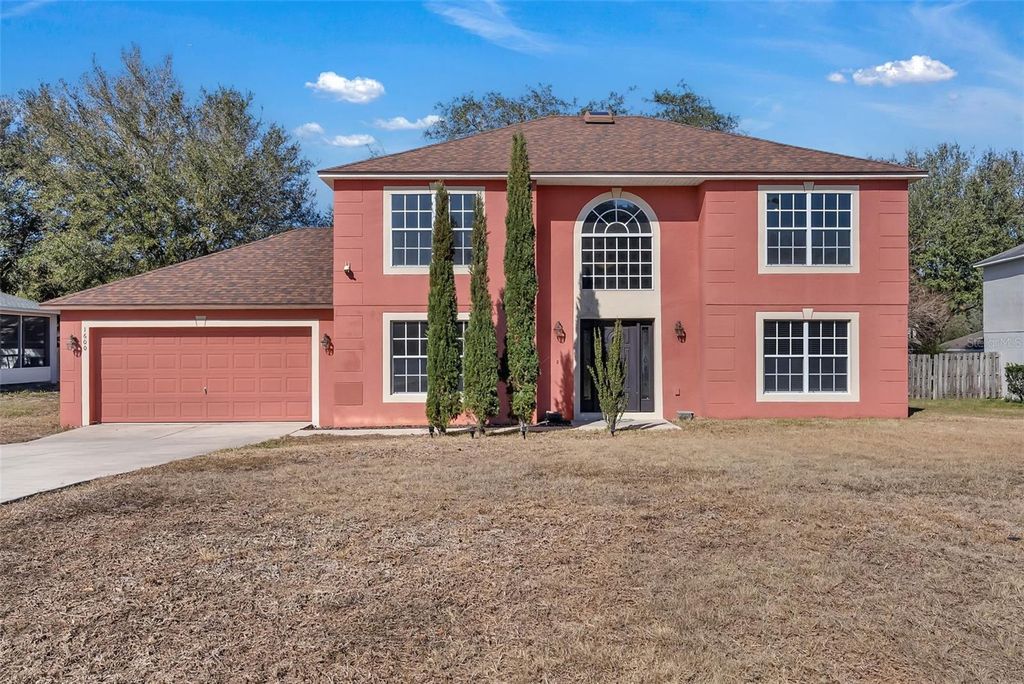 Photo of 1600 Daybreak Drive, Fruitland Park, FL 34731 (MLS # O6378369)