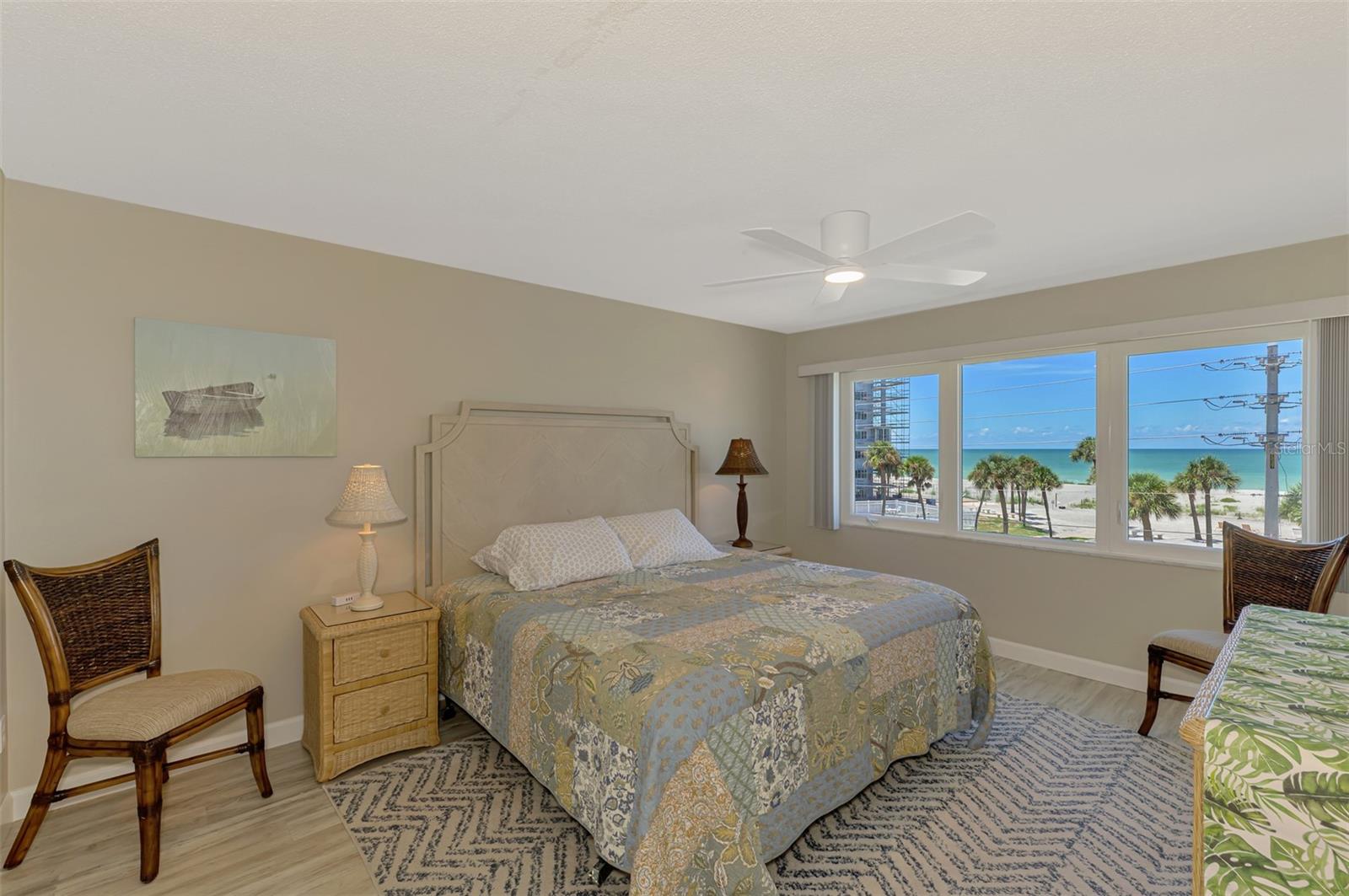 GULF TWIN TOWERS - Residential