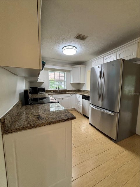 Tiny photo for 13381 SE 106th Court, Ocklawaha, FL 32179 (MLS # G5117124)