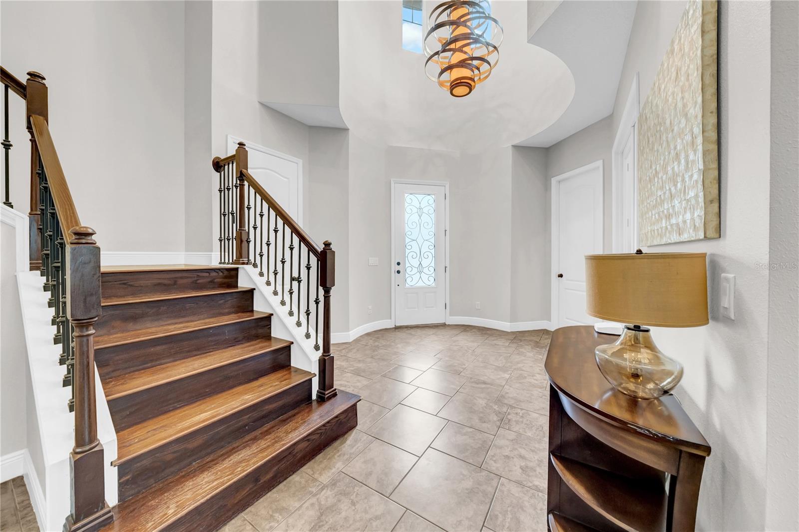 10011 HAZELNUT COURT