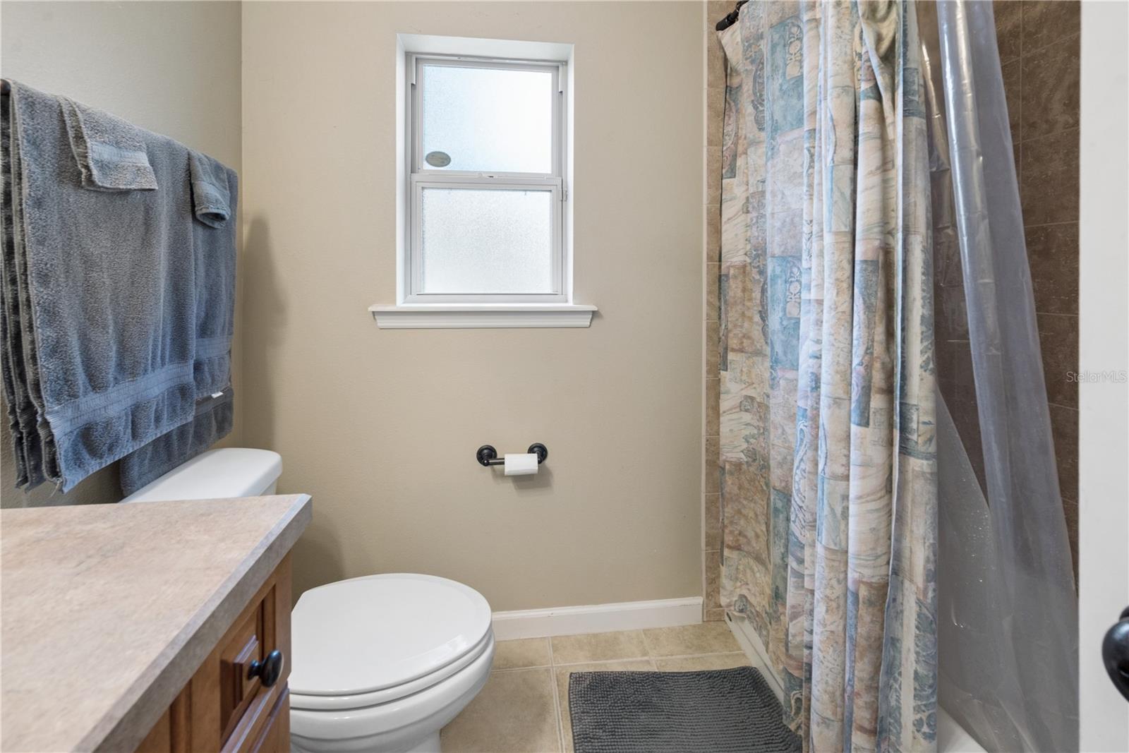 EMERALD COVE SUB PH 2 - Residential