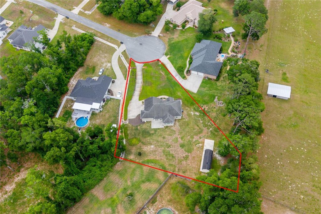 Photo of 376 SW Fieldstone Court, Lake City, FL 32024 (MLS # GC540207)