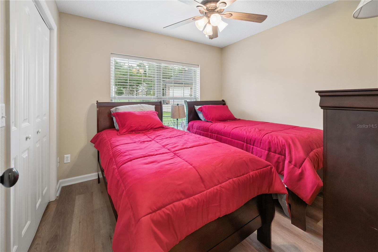 EMERALD COVE SUB PH 2 - Residential