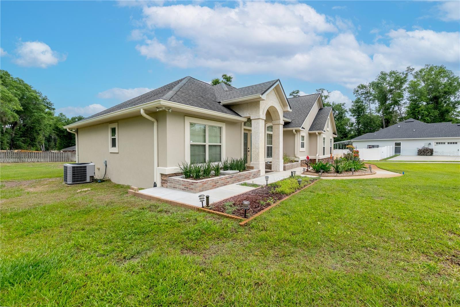 EMERALD COVE SUB PH 2 - Residential