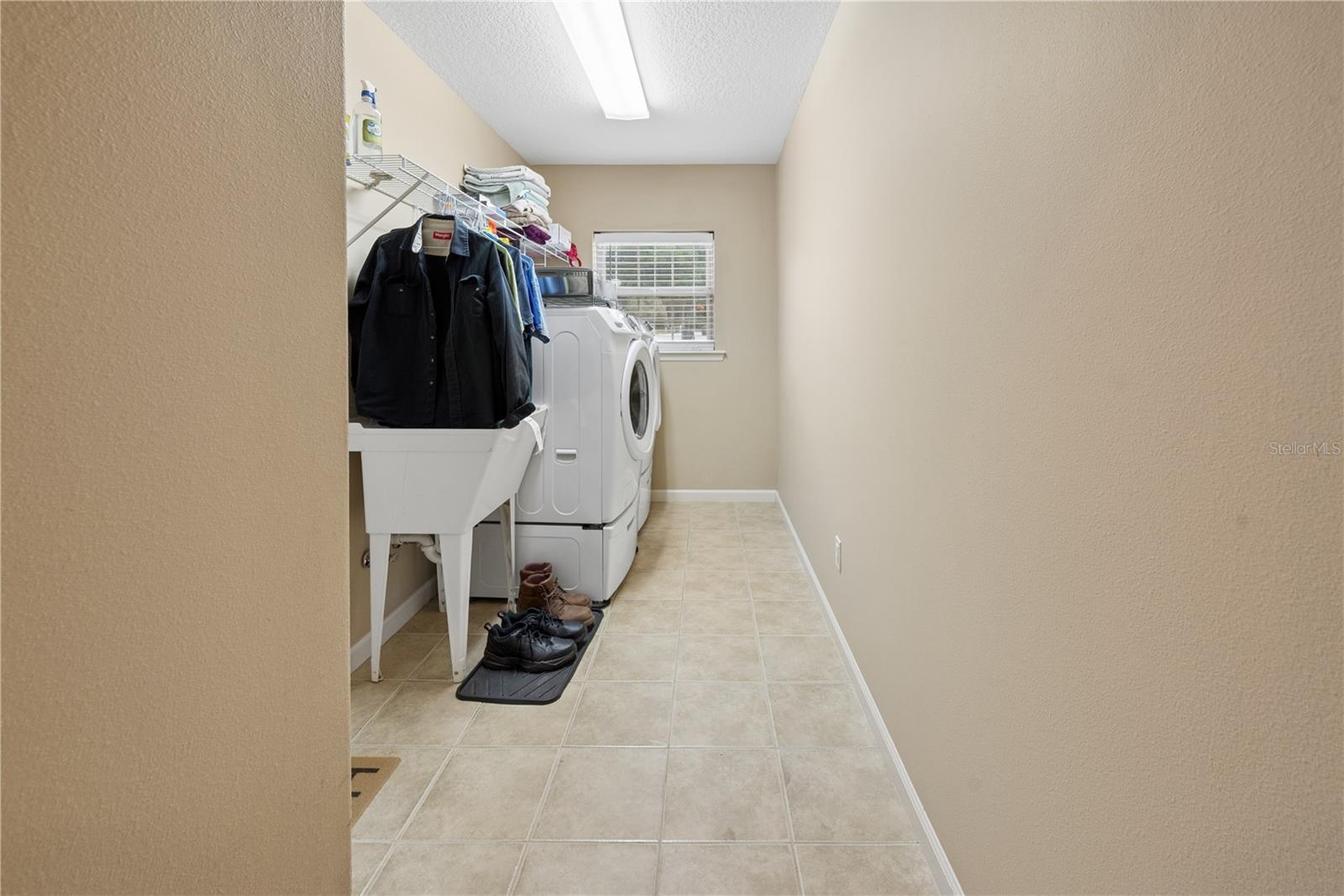 EMERALD COVE SUB PH 2 - Residential