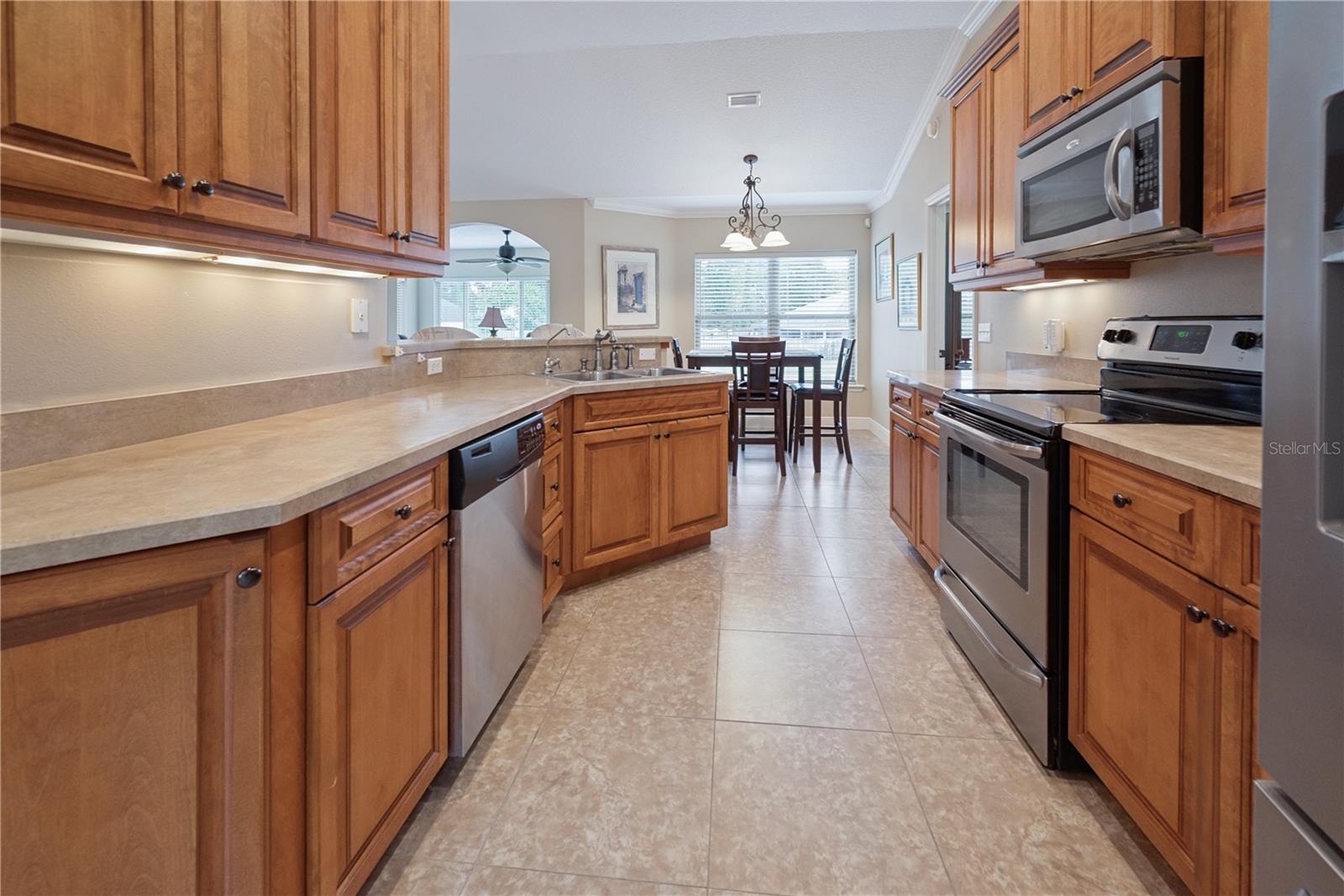 EMERALD COVE SUB PH 2 - Residential