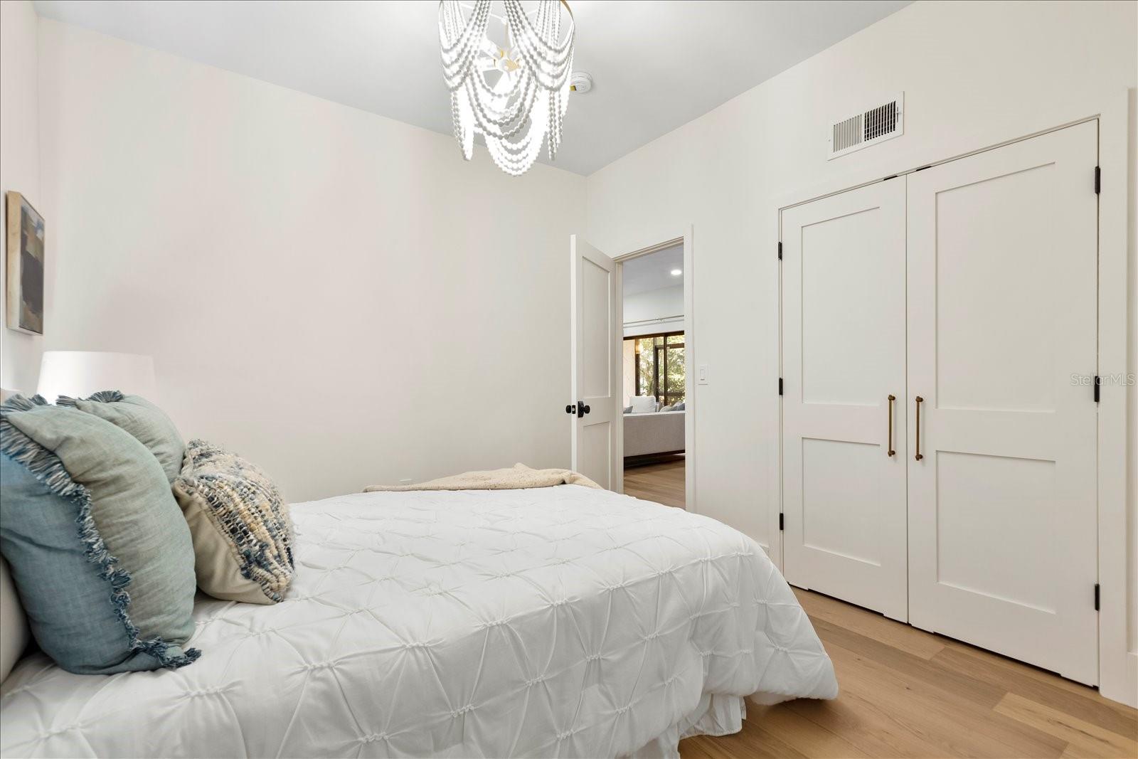 ANDALUCIA APTS - Residential