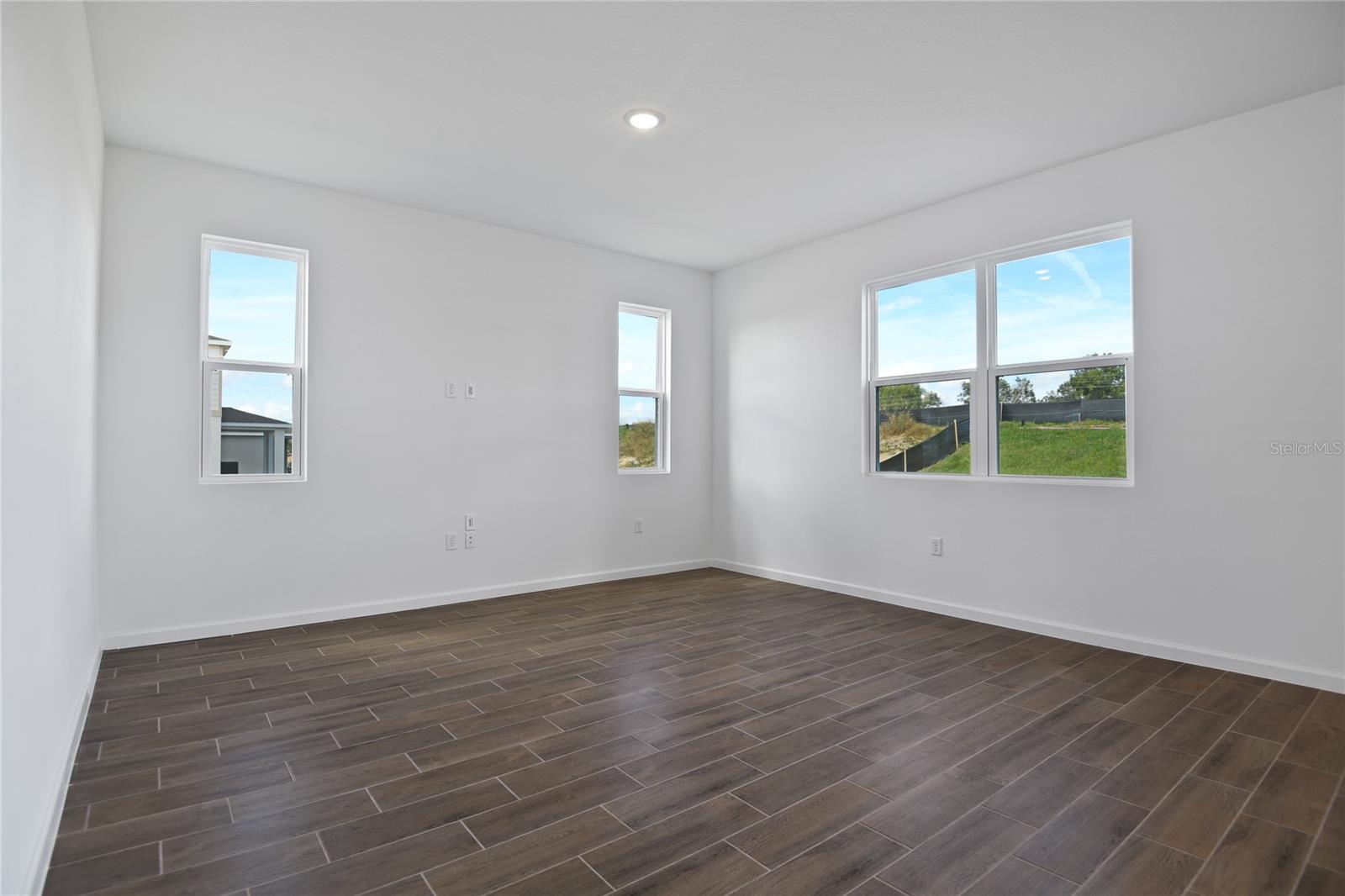 SEASONS AT BELLA VISTA - Residential