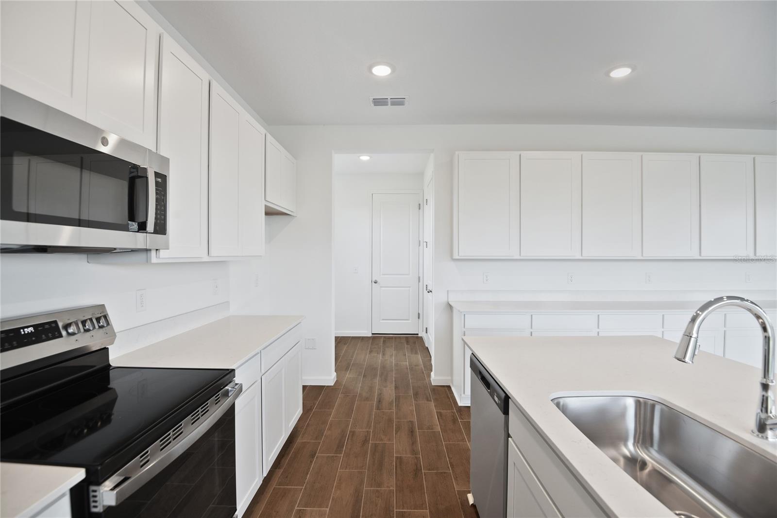 SEASONS AT BELLA VISTA - Residential