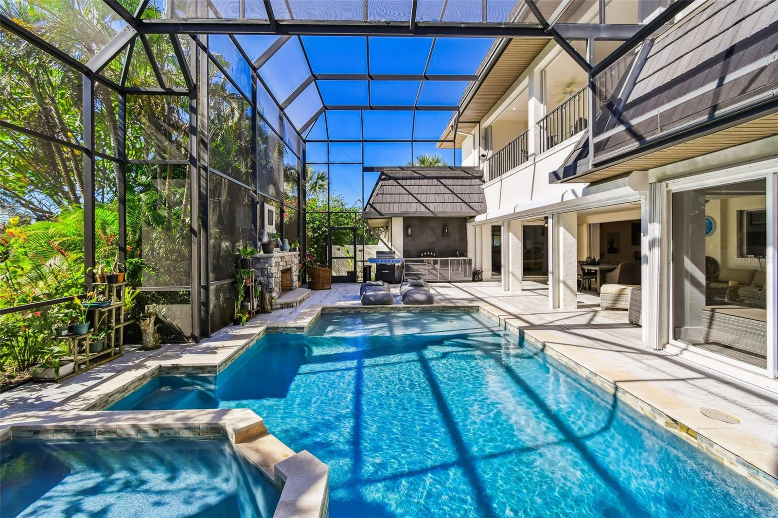 SOUTHBAY YACHT & RACQUET CLUB - Residential