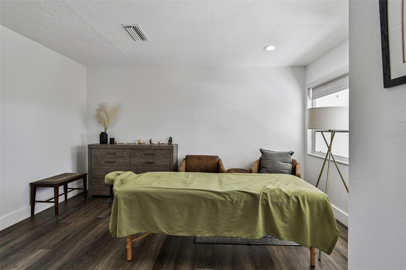 SOUTHBAY YACHT & RACQUET CLUB - Residential
