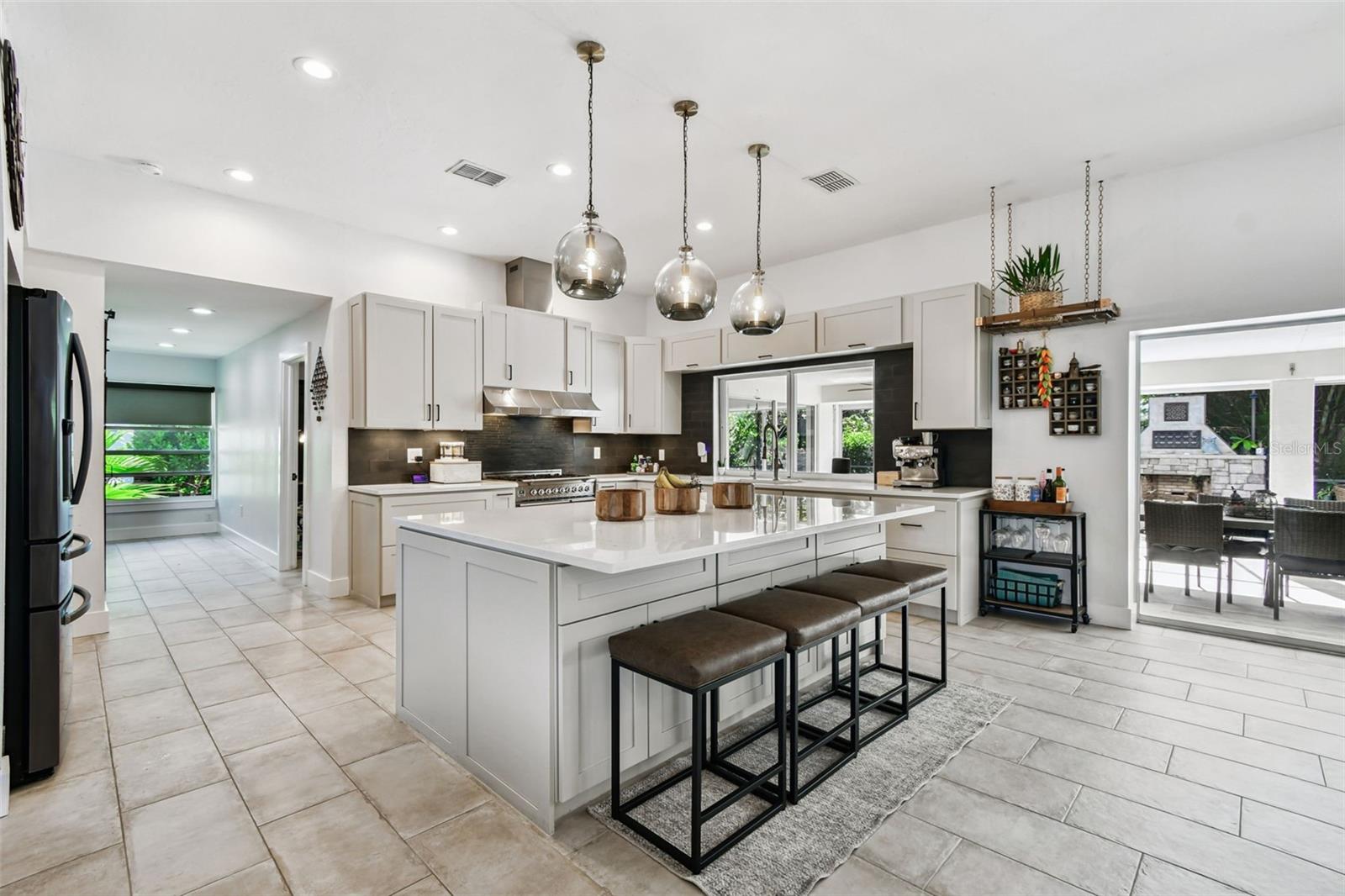 SOUTHBAY YACHT & RACQUET CLUB - Residential