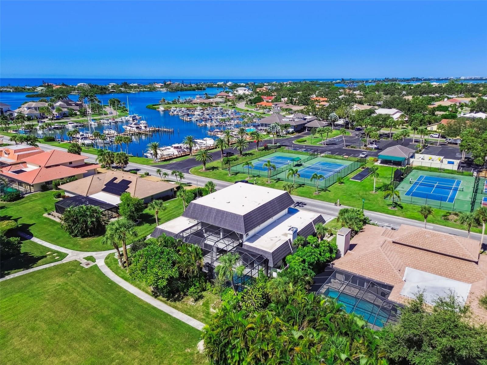 SOUTHBAY YACHT & RACQUET CLUB - Residential