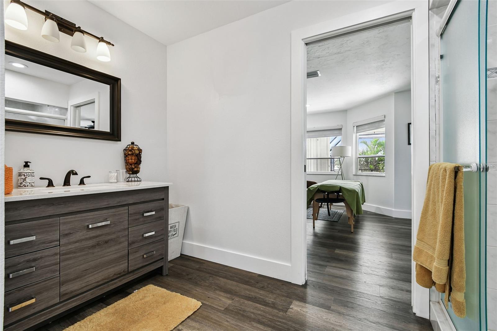 SOUTHBAY YACHT & RACQUET CLUB - Residential