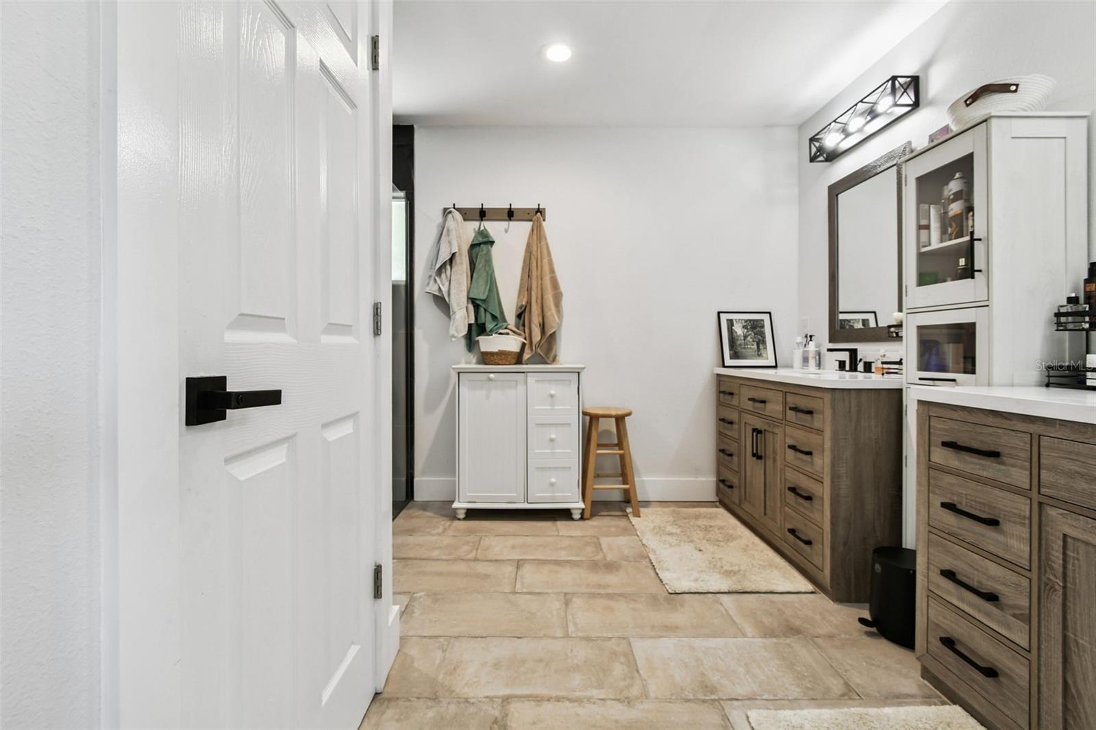 SOUTHBAY YACHT & RACQUET CLUB - Residential