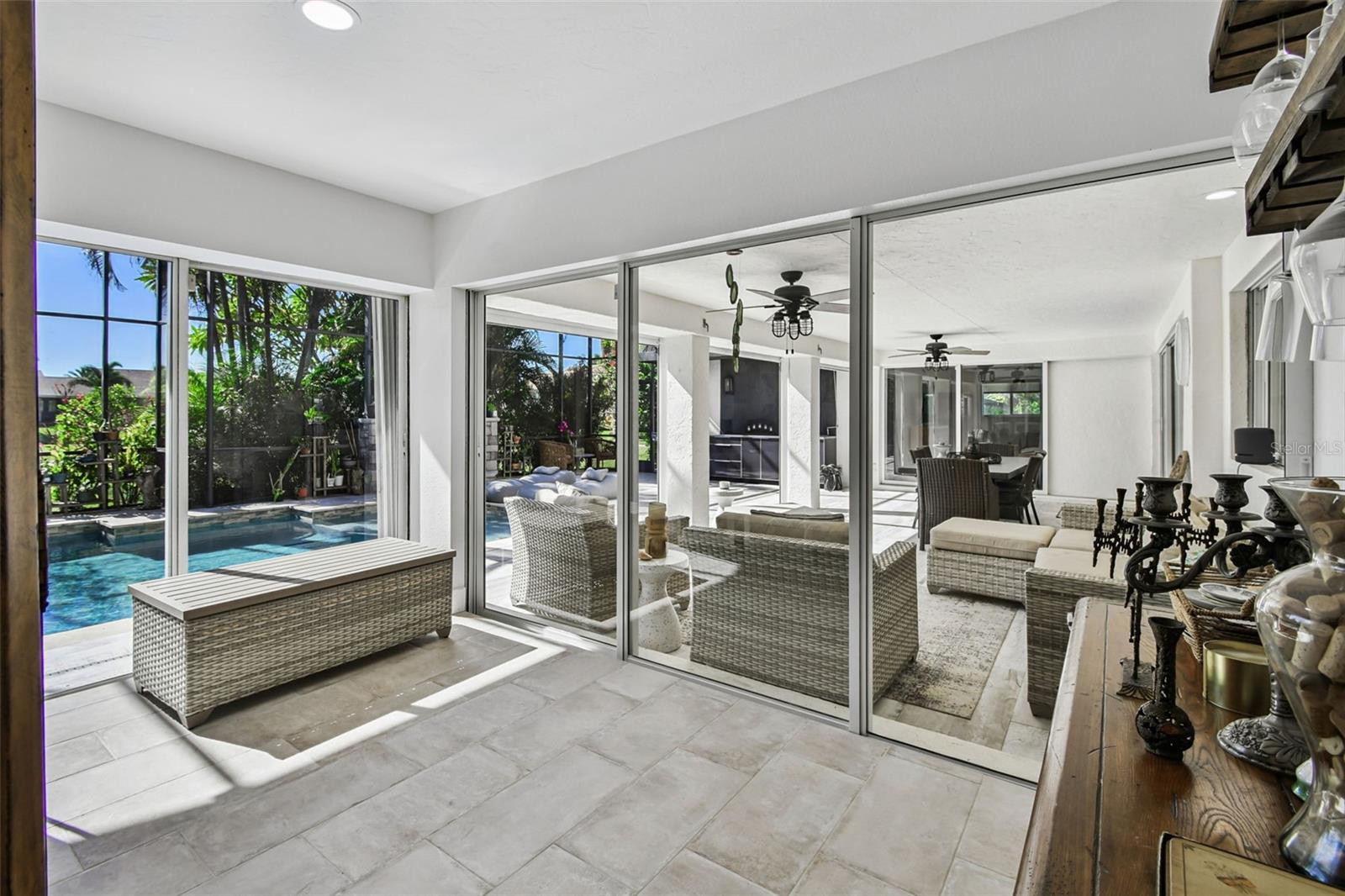 SOUTHBAY YACHT & RACQUET CLUB - Residential