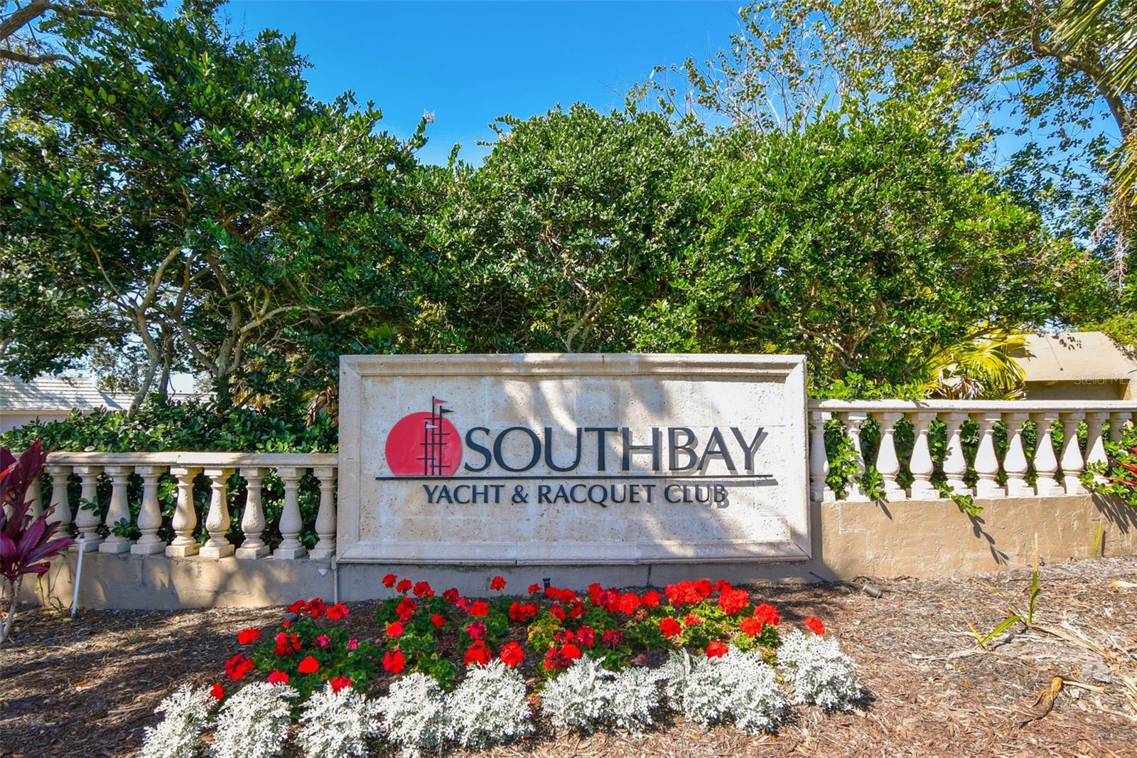 SOUTHBAY YACHT & RACQUET CLUB - Residential