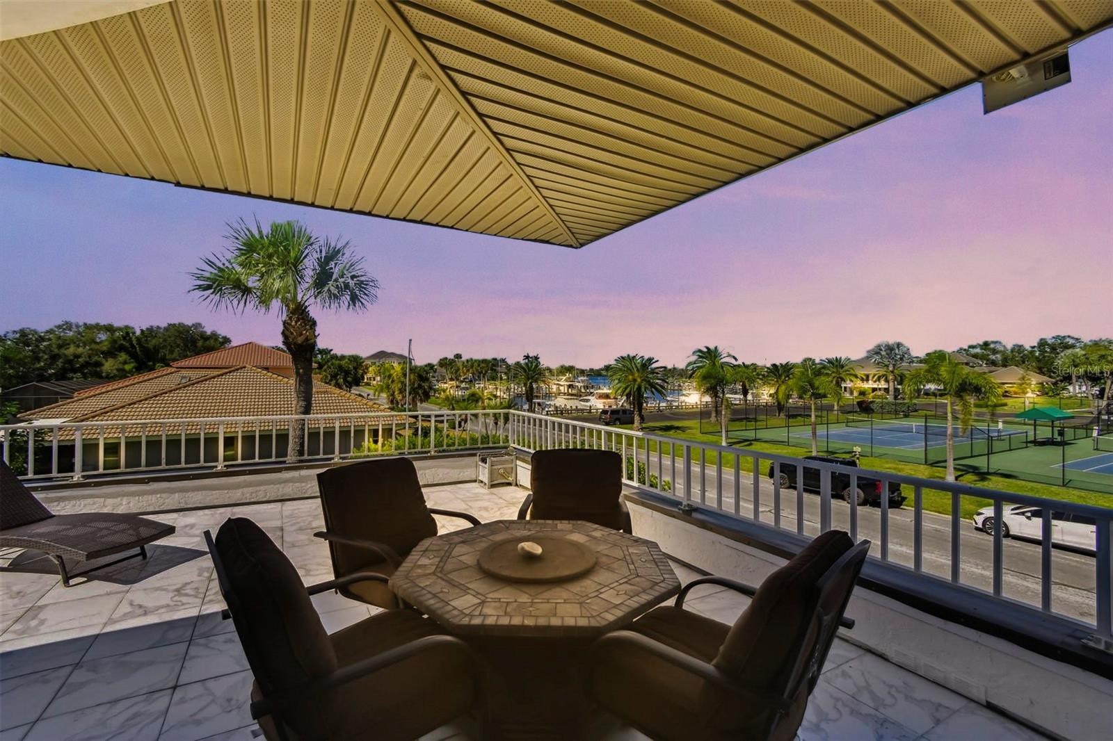 SOUTHBAY YACHT & RACQUET CLUB - Residential