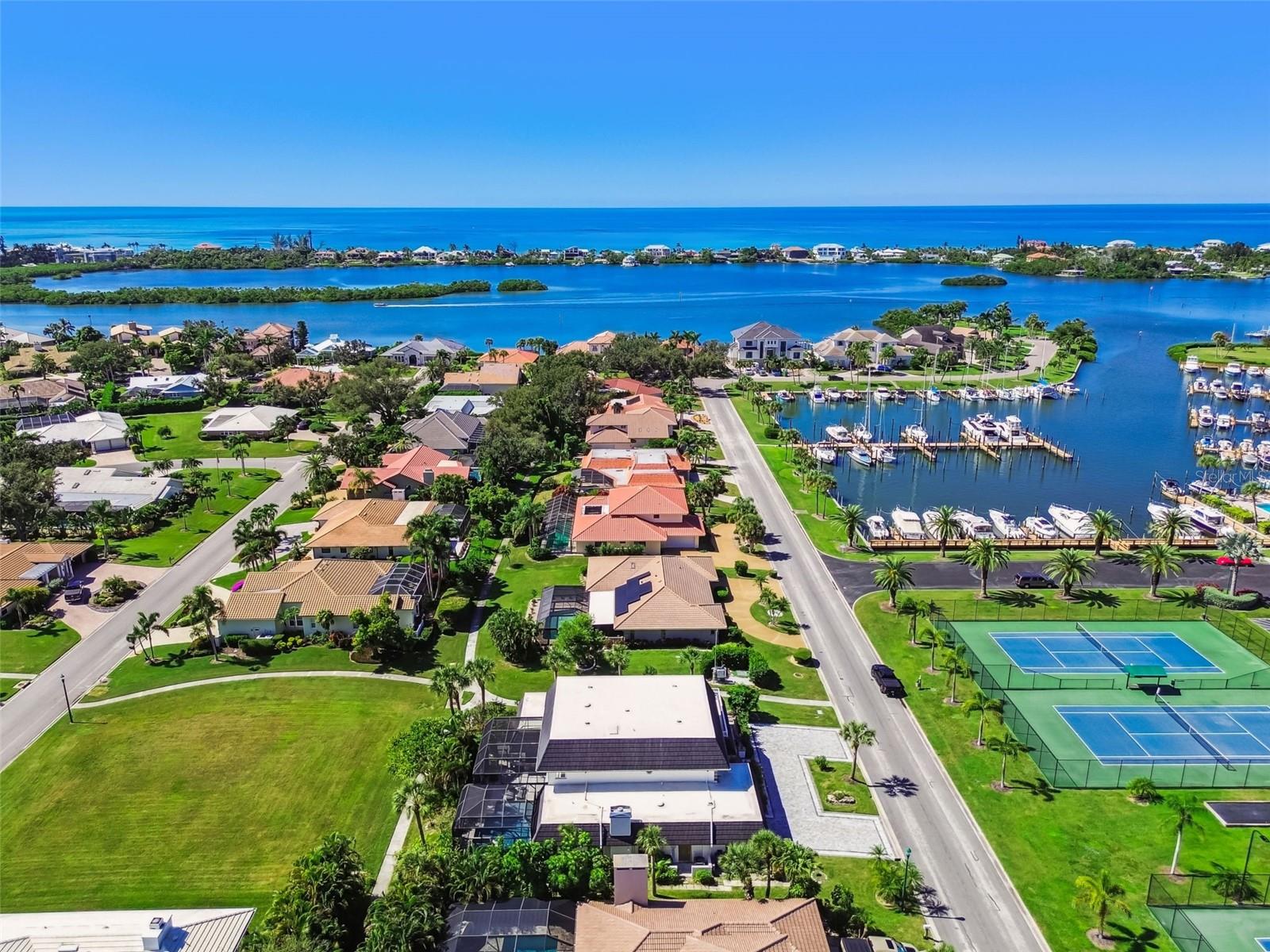 SOUTHBAY YACHT & RACQUET CLUB - Residential