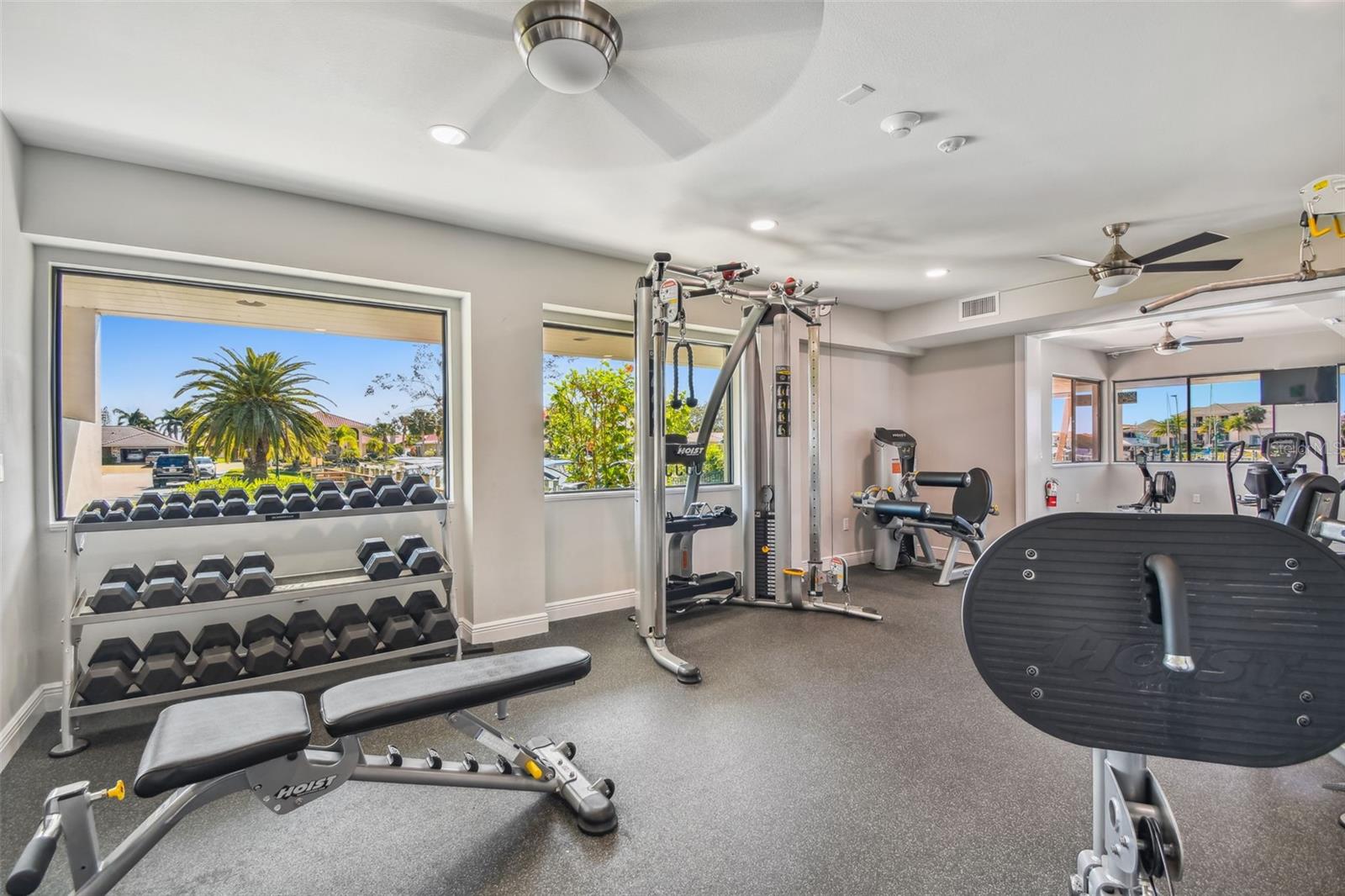 SOUTHBAY YACHT & RACQUET CLUB - Residential