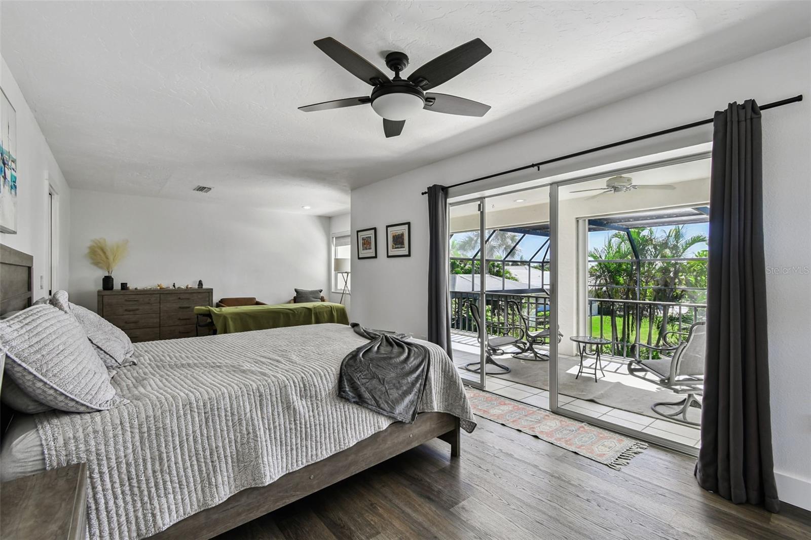 SOUTHBAY YACHT & RACQUET CLUB - Residential