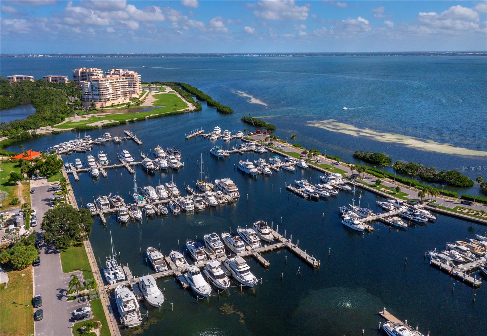 LONGBOAT KEY MOORINGS - Residential