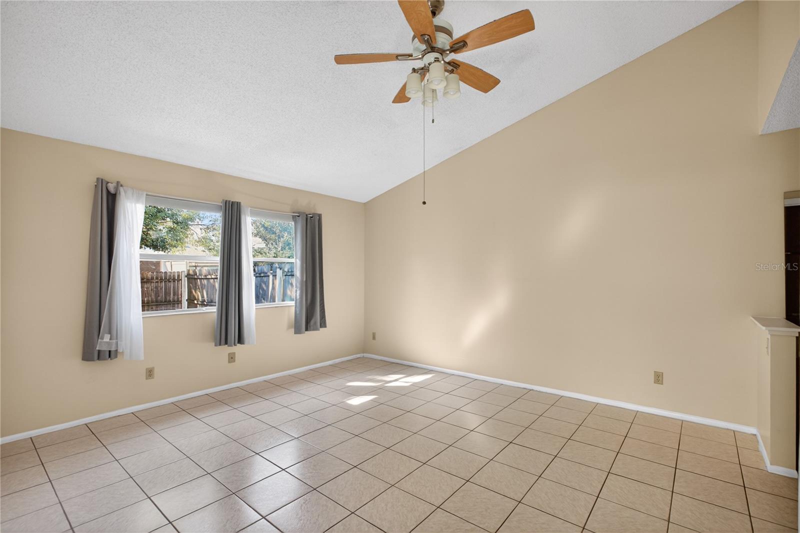 WESTLAKE MANOR UNIT 1 - Residential