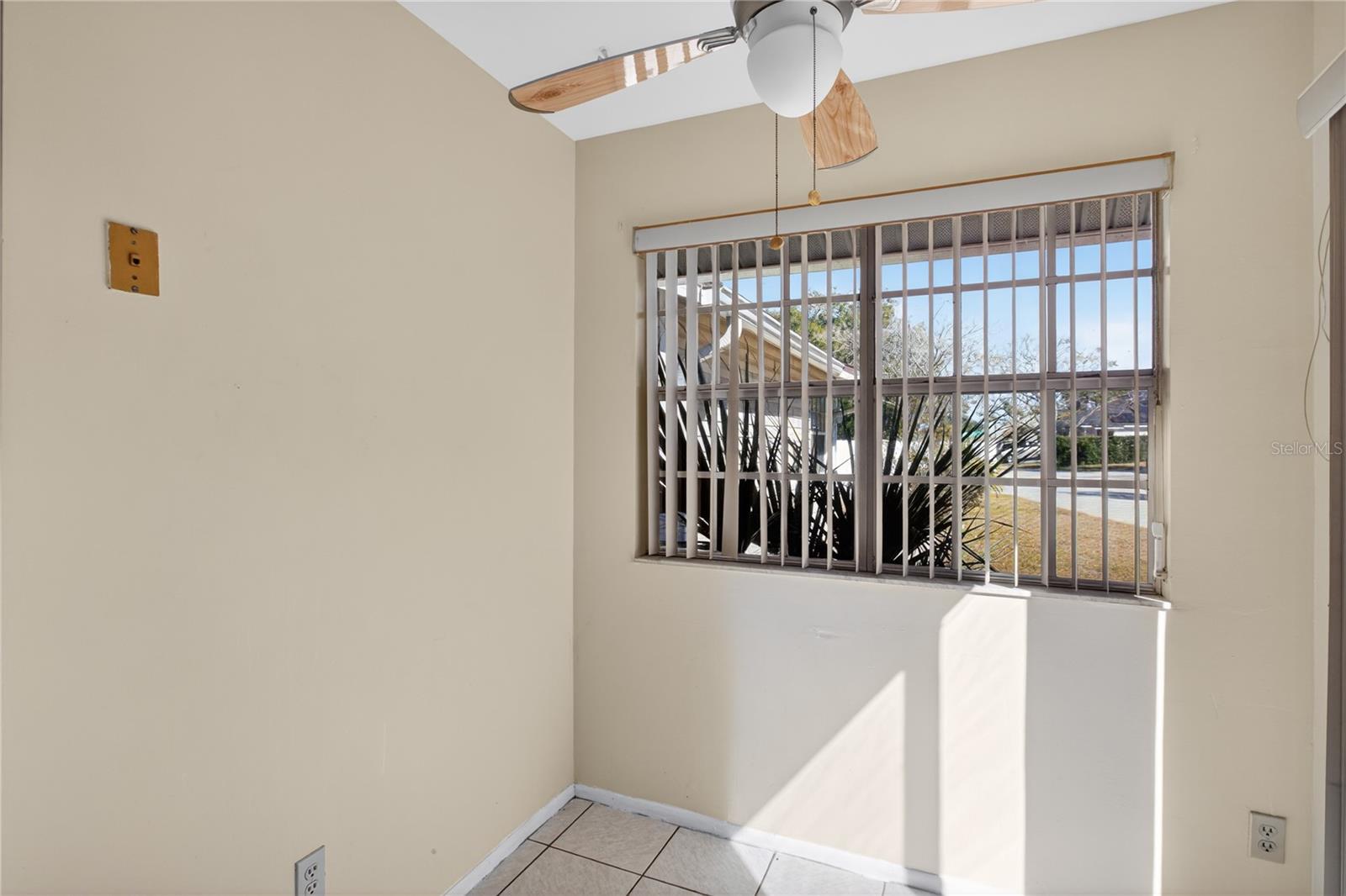 WESTLAKE MANOR UNIT 1 - Residential