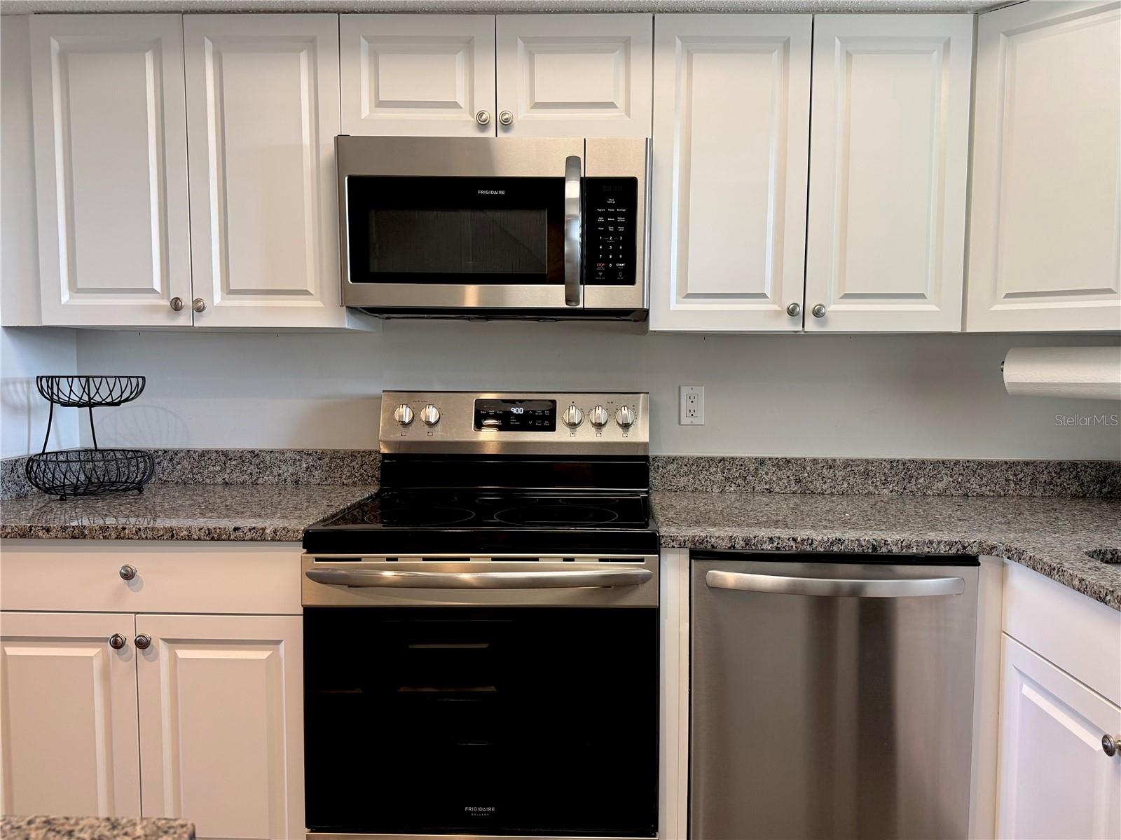 GREENBRIAR VILLAS CONDO - Residential
