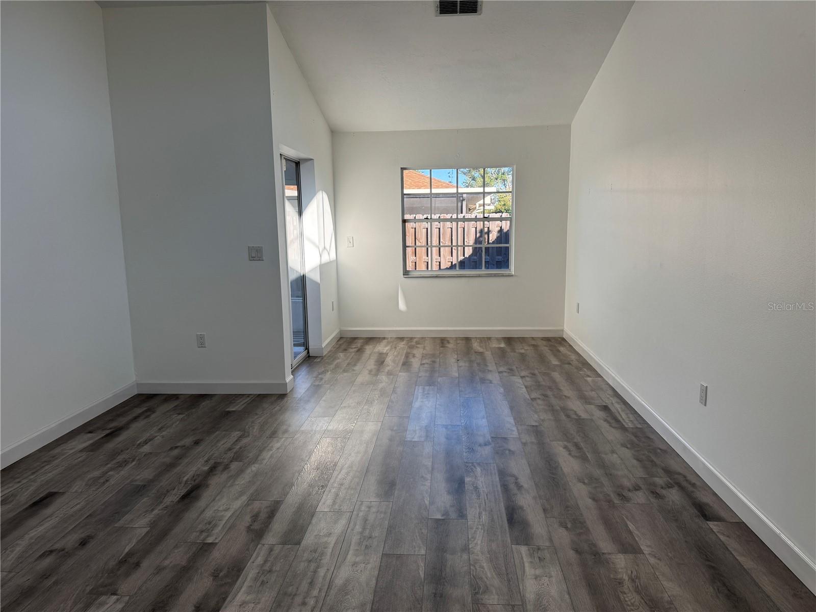 ASHTON PINES - Residential