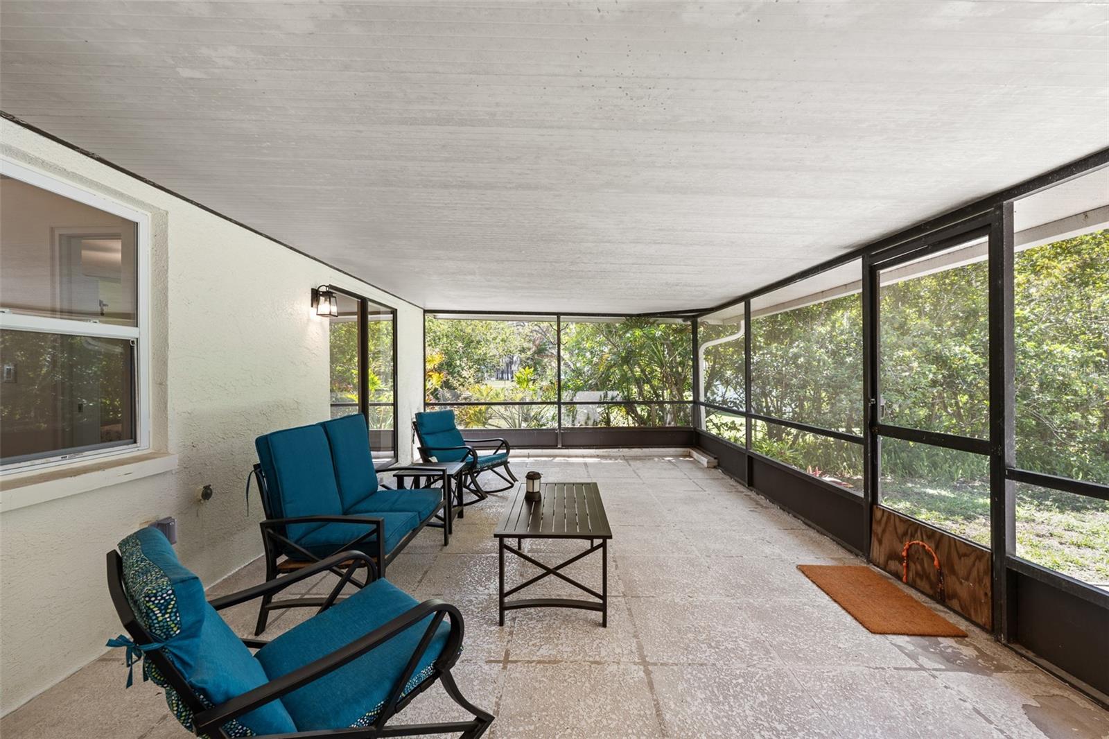 CONNERS LAKE FRONT ESTATES - Residential